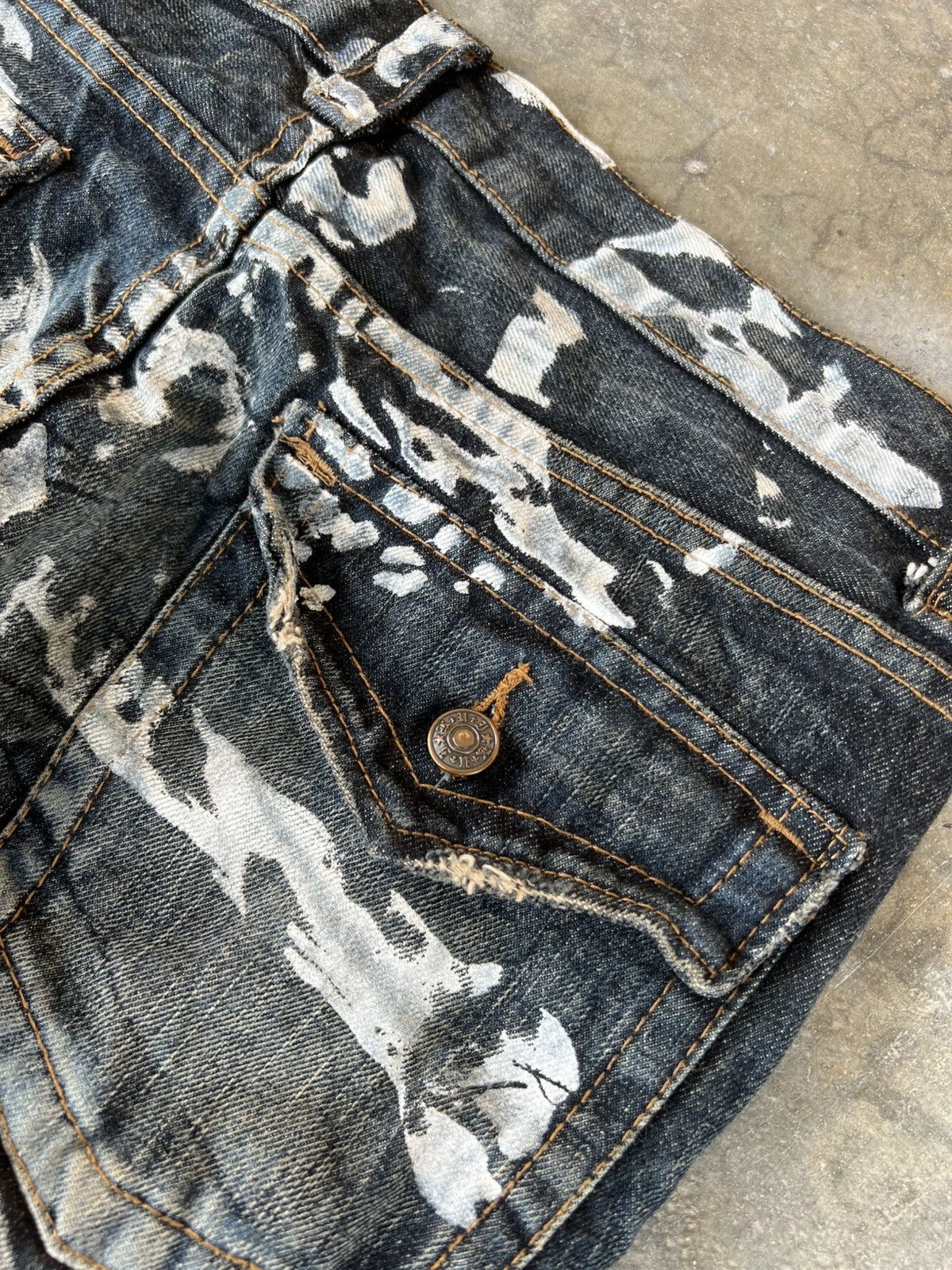 Japanese Brand K.U.I BONES DISTRESSED CLAW JEANS VERY RARE Size US 33 - 17 Thumbnail