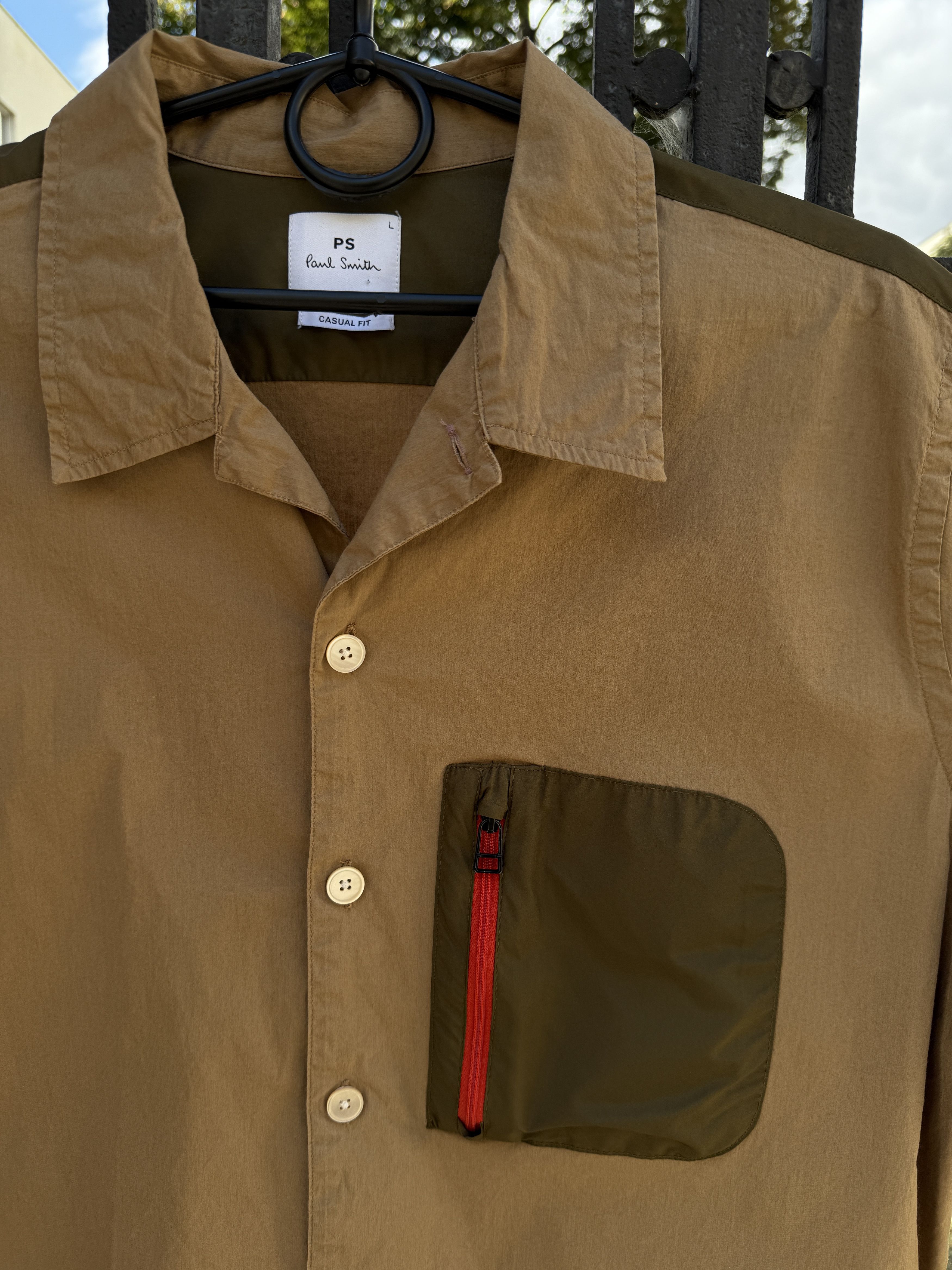Paul Smith Paul Smith sand shirt - L Size US L / EU 52-54 / 3 - 2 Thumbnail