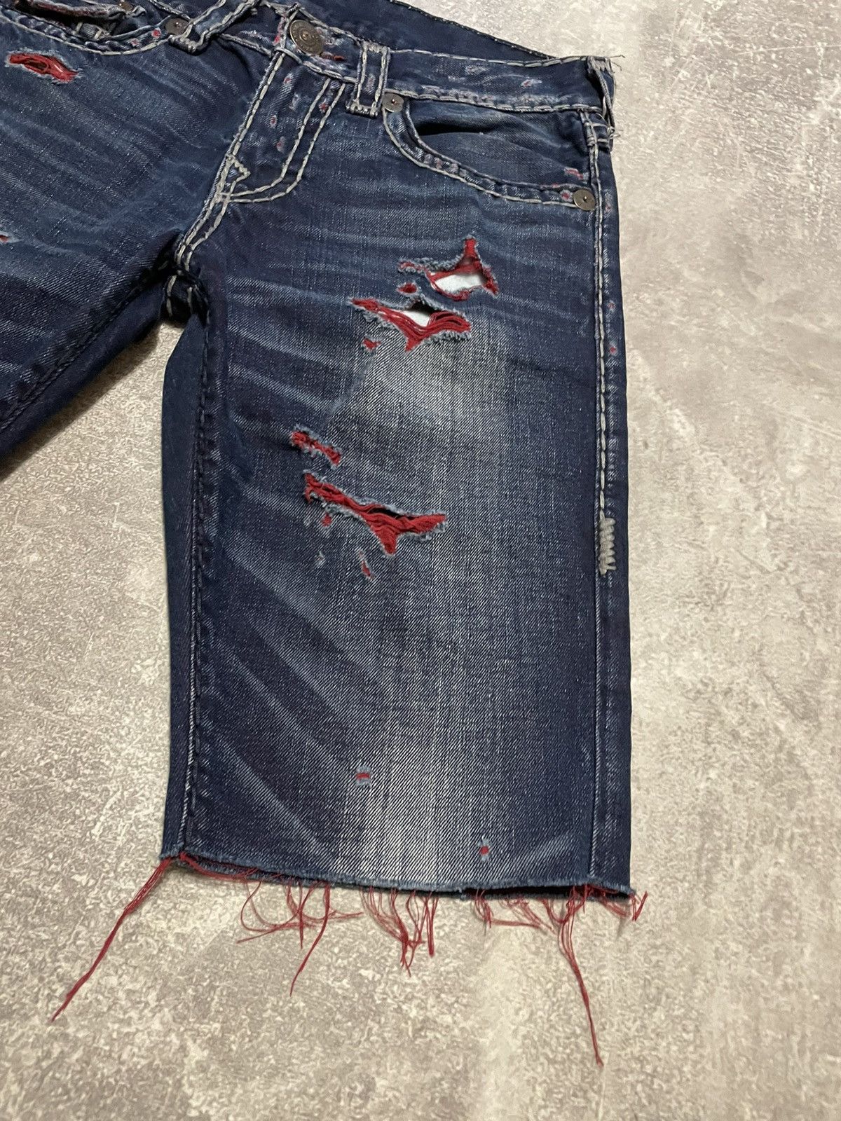True Religion × Vintage Vintage True Religion Distressed Denim Shorts Size 30 Size US 30 / EU 46 - 5 Thumbnail