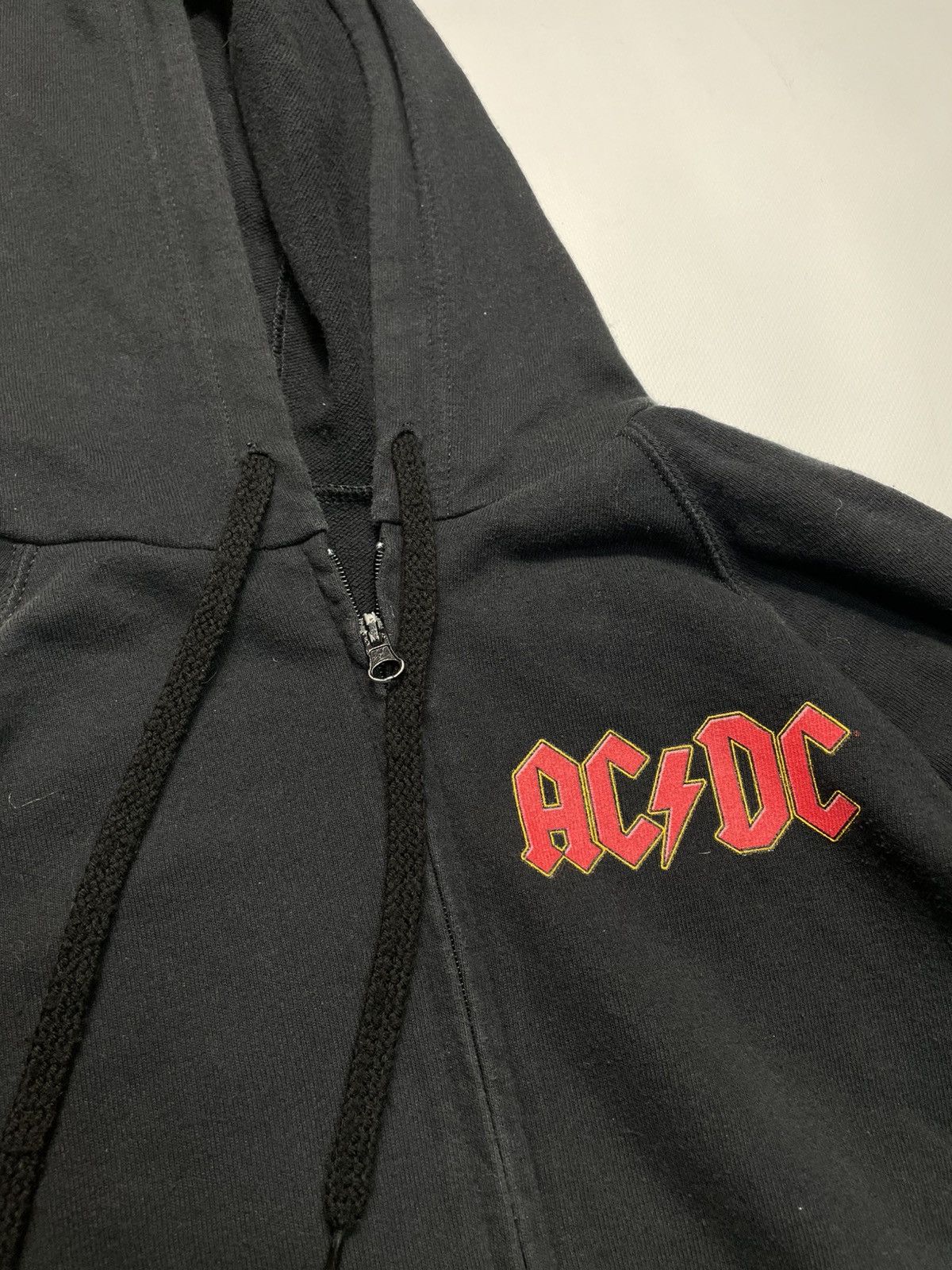 AC/DC Vtg AC/DC Back In Black Faded Full Zip Hoodie L/XL Size US L / EU 52-54 / 3 - 6 Thumbnail