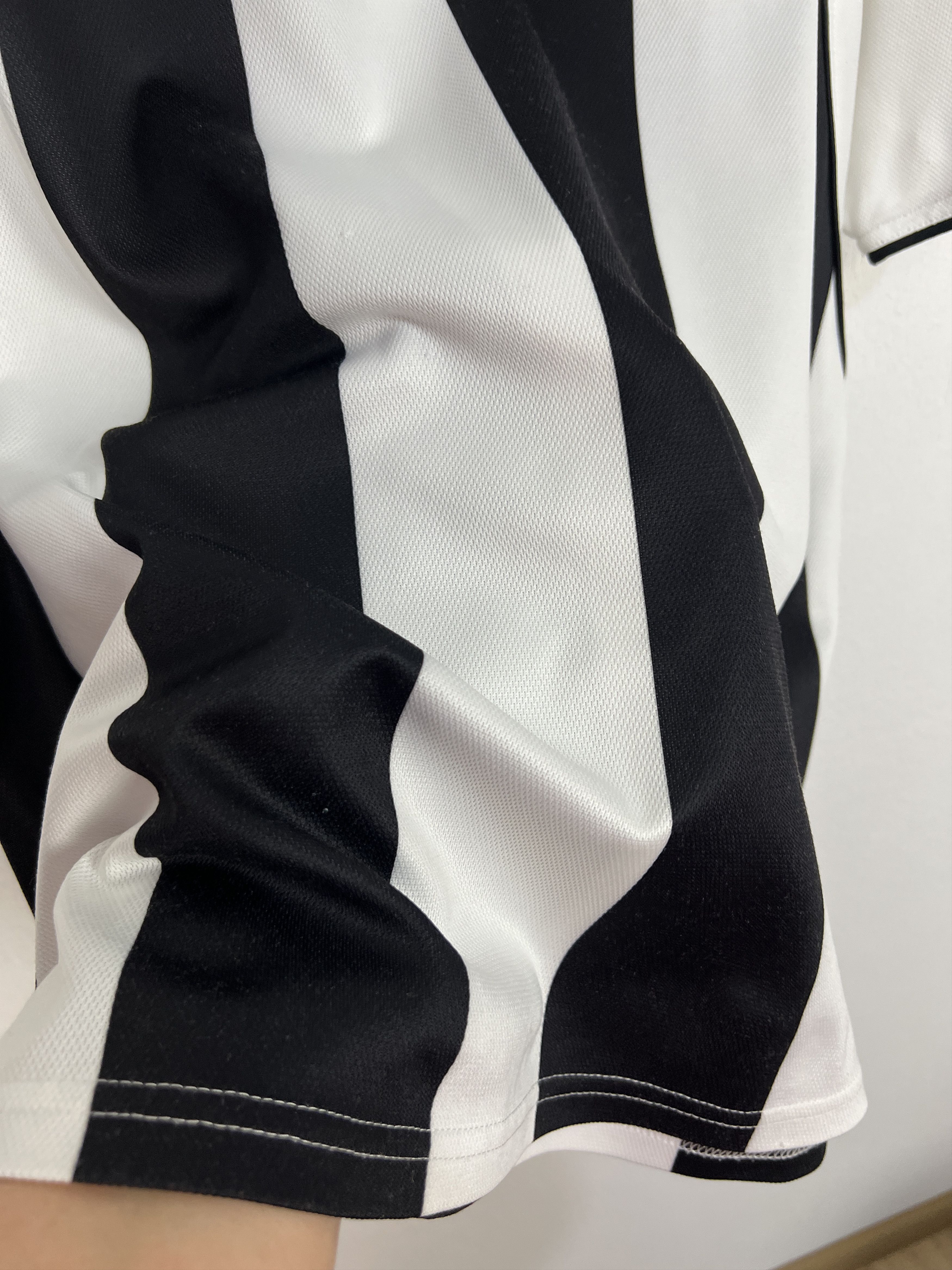 Nike Landskrona BoIS Home football shirt Soccer Jersey Trikot Size US XL / EU 56 / 4 - 4 Thumbnail