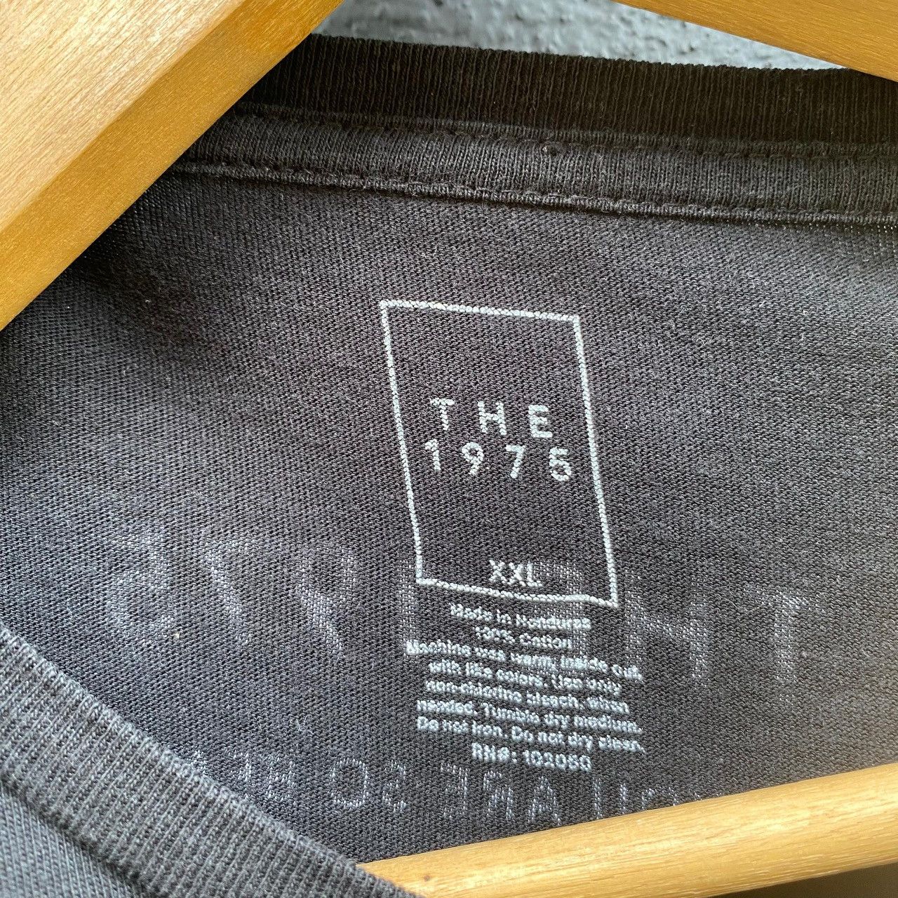 Band Tees Thrashed Faded The 1975 Band Tee Size US XXL / EU 58 / 5 - 8 Thumbnail