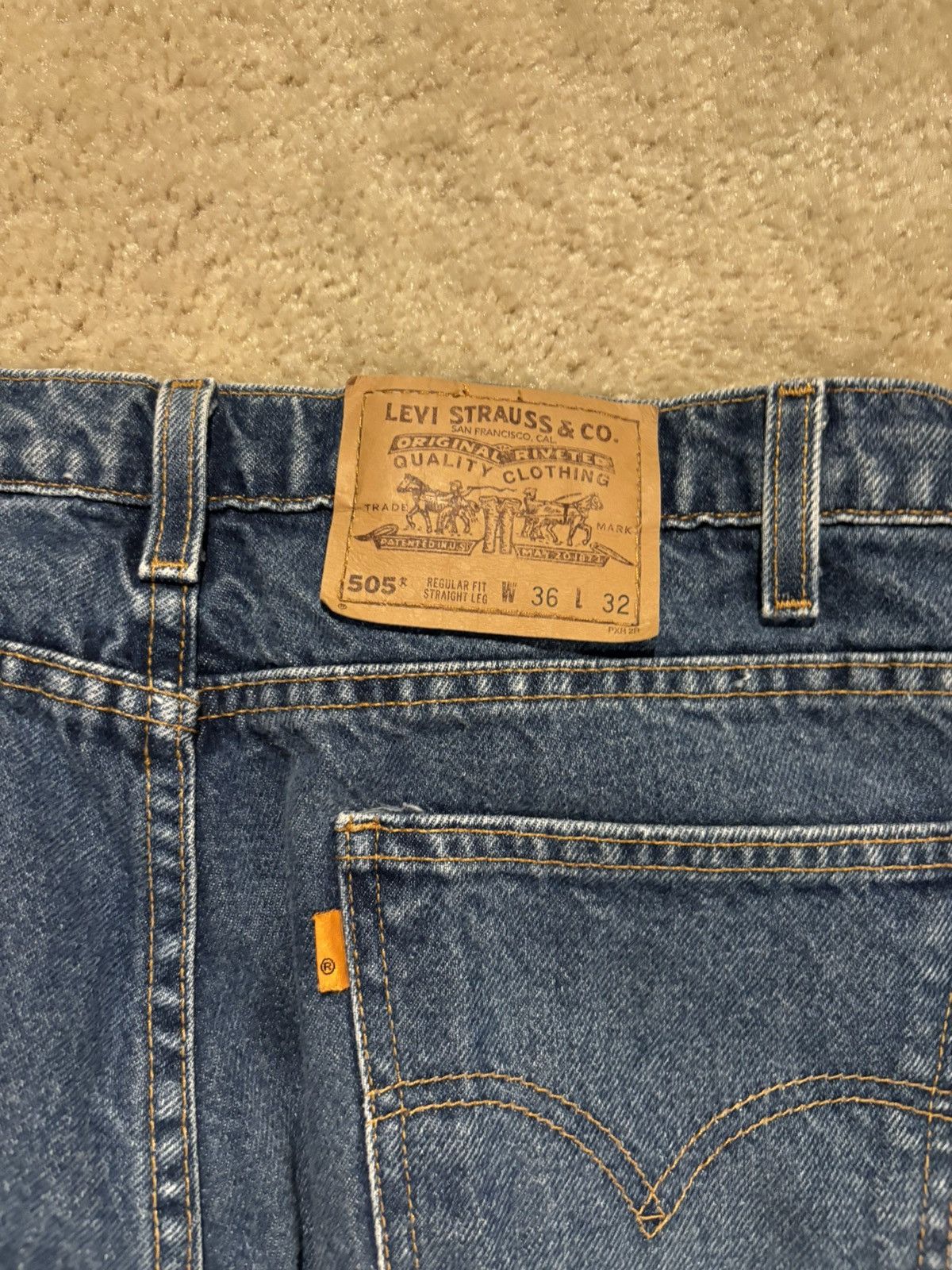 Levi's × Vintage Vintage Levi’s 505 36x32 Size US 36 / EU 52 - 3 Thumbnail