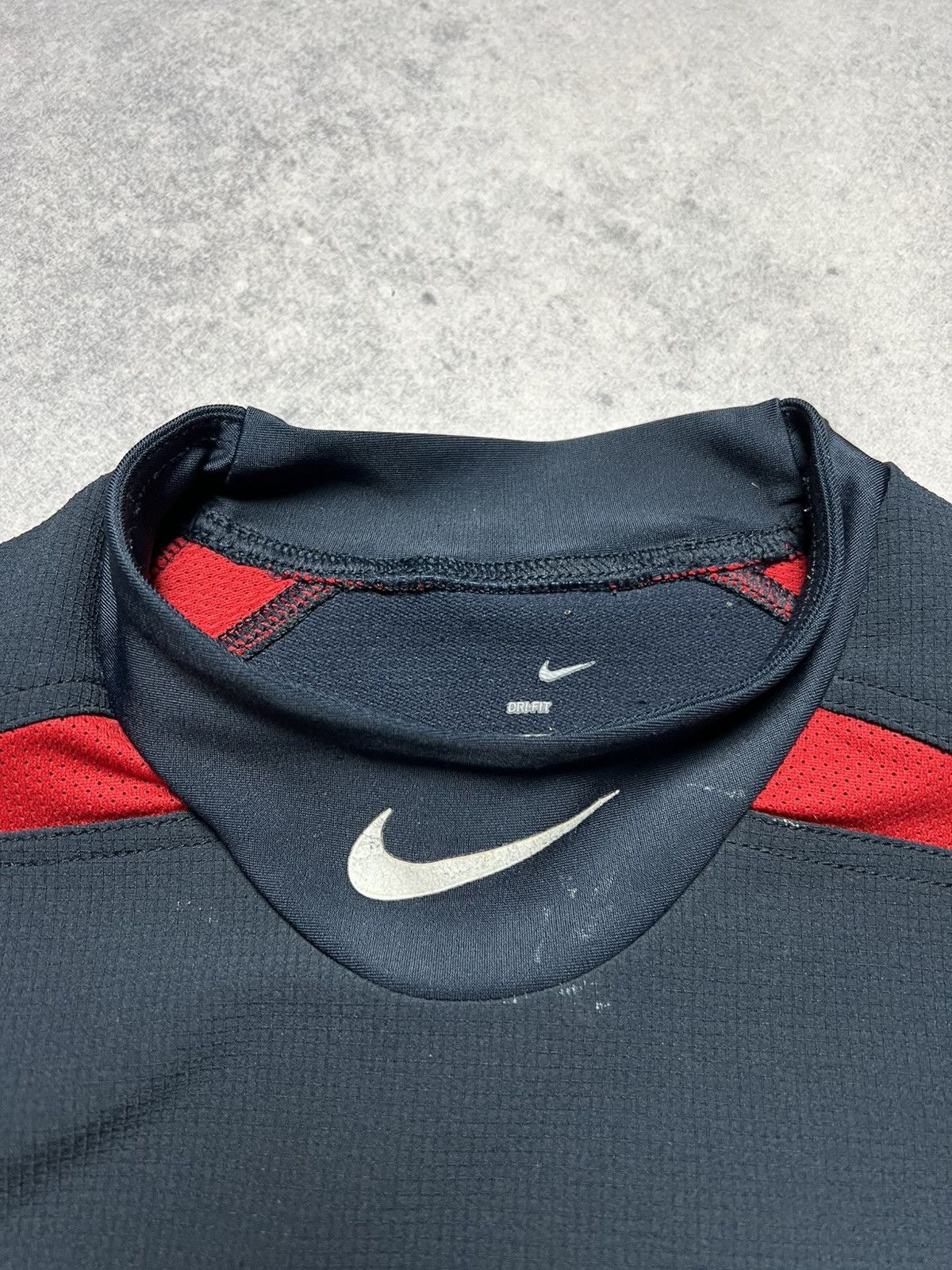 Nike Vintage Nike 2005 Rugby England O2 Retro Jersey Size US M / EU 48-50 / 2 - 5 Thumbnail