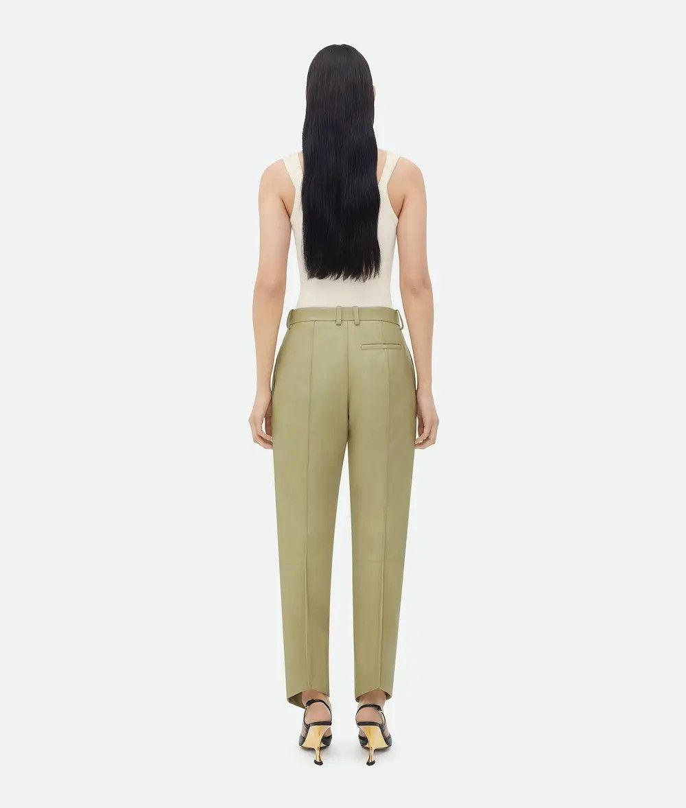 Bottega Veneta o1w1db10925 Curved Shape Leather Trouser in Green Size 30" / US 8 / IT 44 - 3 Thumbnail