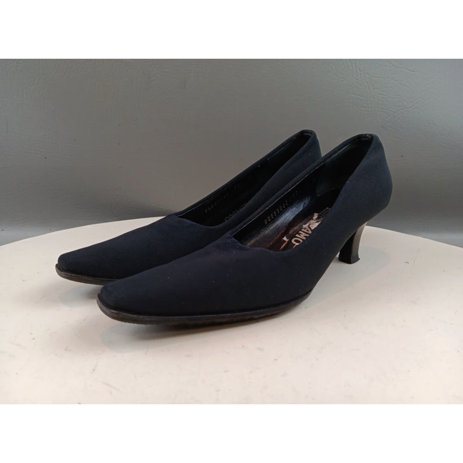 Salvatore Ferragamo VINTAGE Salvatore Ferragamo Pumps SHOE Women US8 Black Textured Fabric Block Heel Almond Toe Slip On Lightly Worn Size US 8 / IT 38 - 3 Thumbnail