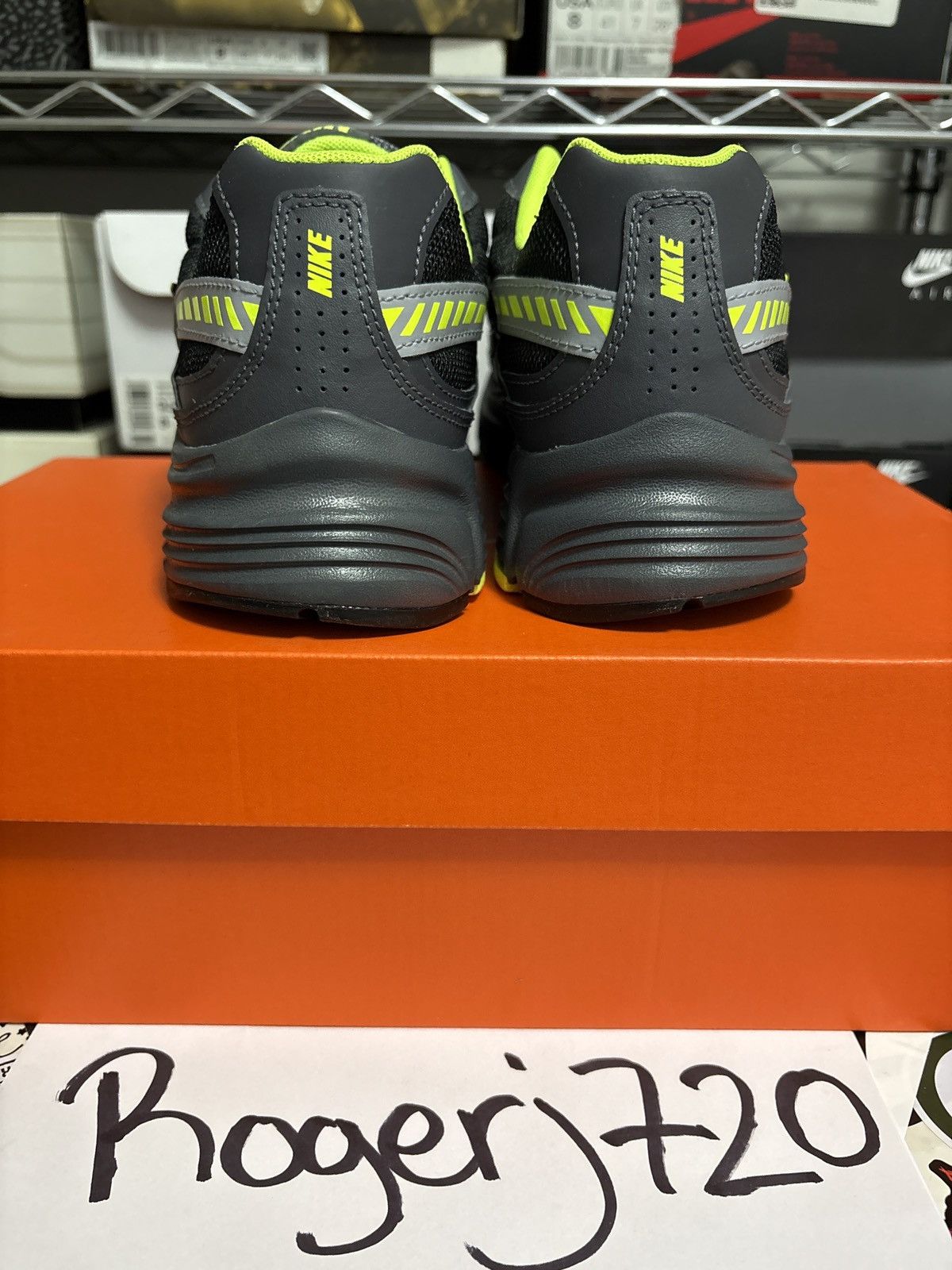 Nike Nike Initiator Size US 7.5 / EU 40-41 - 2 Thumbnail