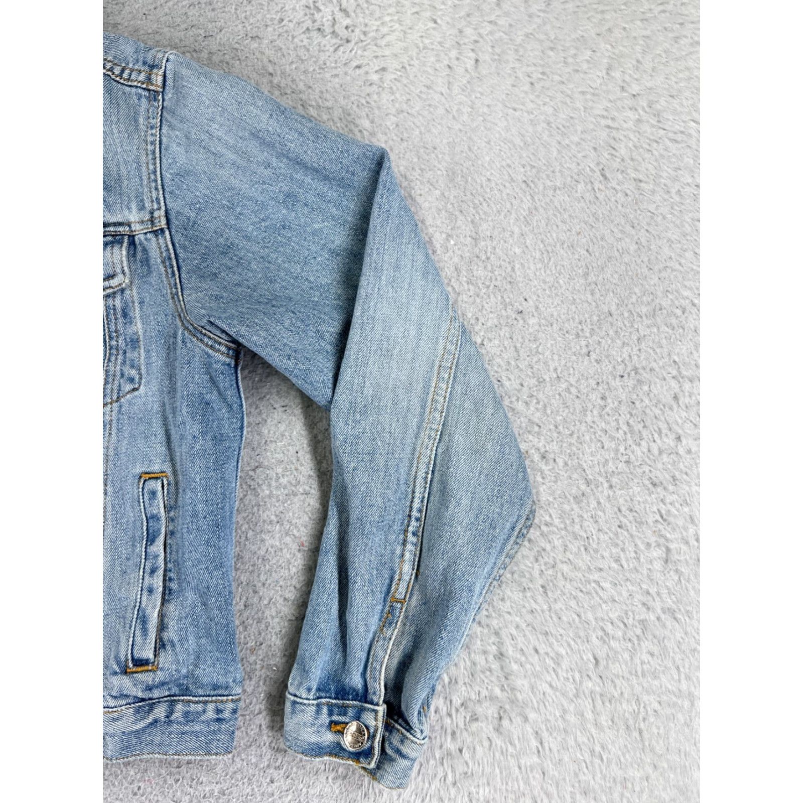 Vintage VINTAGE AriZona Jacket Blue Denim 80s 90s XL Girls Womens Pockets Button Embroidered Cotton Short Sleeve Denim Jacket Size 40" / US 18 - 2 Thumbnail