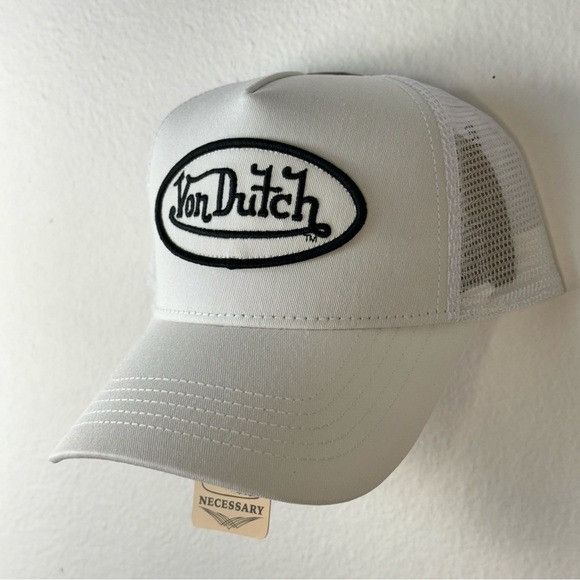 Designer × Von Dutch NWT VON DUTCH WHITE BLACK PATCH TRUCKER HAT Size ONE SIZE - 4 Thumbnail