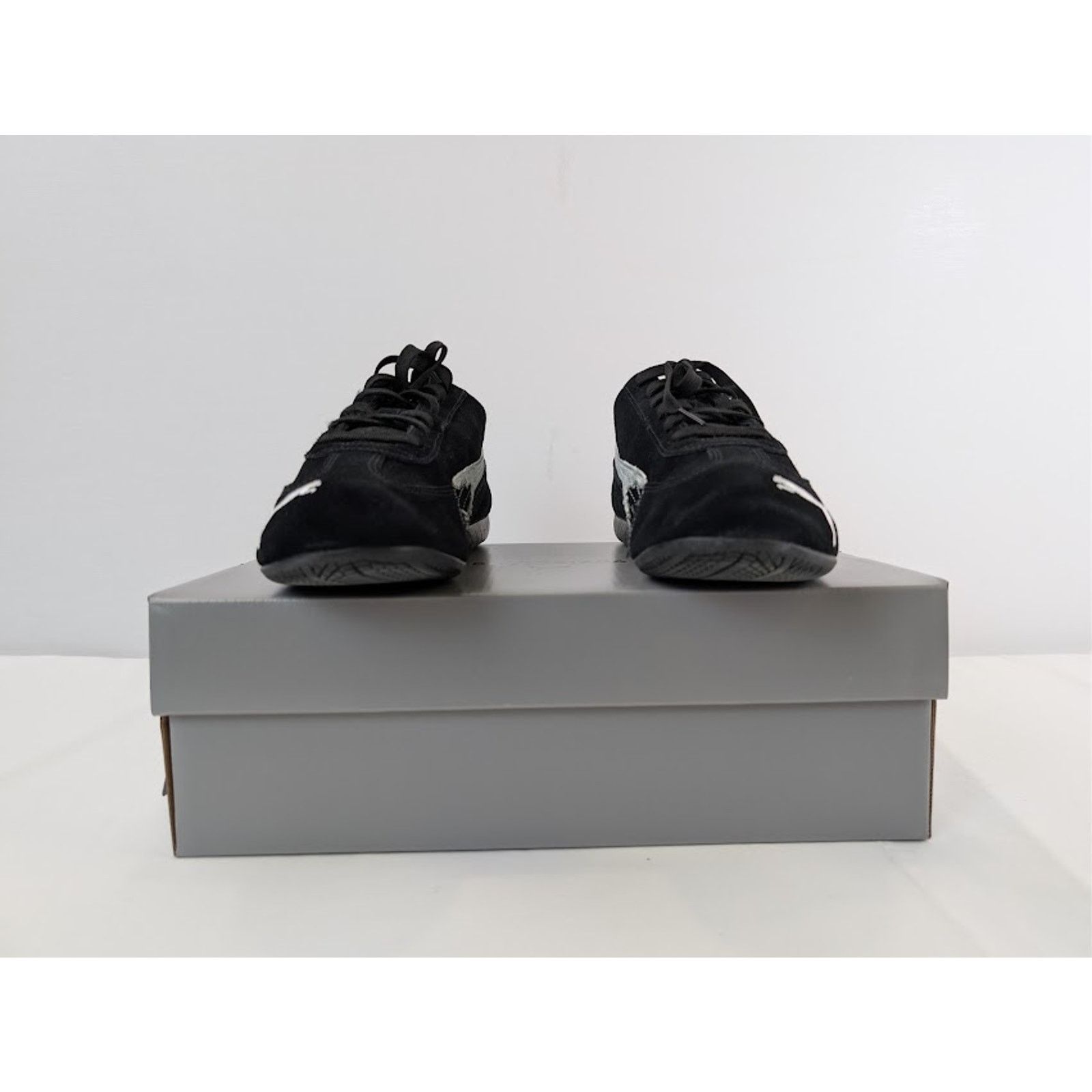 Balenciaga × Puma o1rshd1 Q:3 / Speedcat Destroyed Low Top Sneaker Black/White Size US 13 / EU 46 - 18 Thumbnail