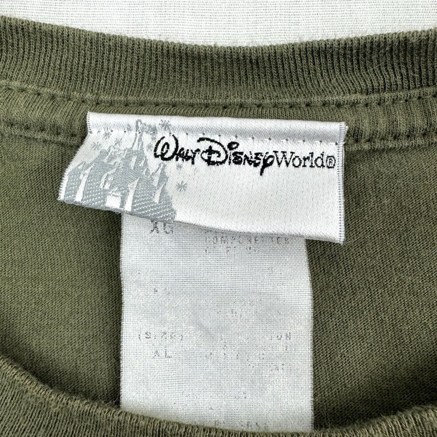 Disney VINTAGE Disney T-Shirt Adult XL Theme Park Animals Y2K Disney World Green Short Sleeve Crew Neck Mens Size US XL / EU 56 / 4 - 3 Thumbnail