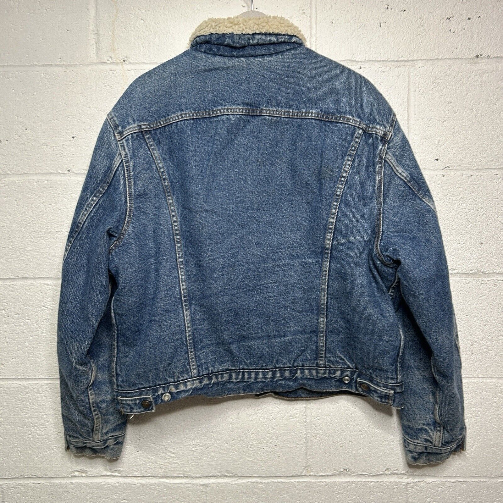 Levi's Vintage Levi’s Sherpa Lined Denim Trucker Jacket 70608 0216 Size US L / EU 52-54 / 3 - 2 Thumbnail