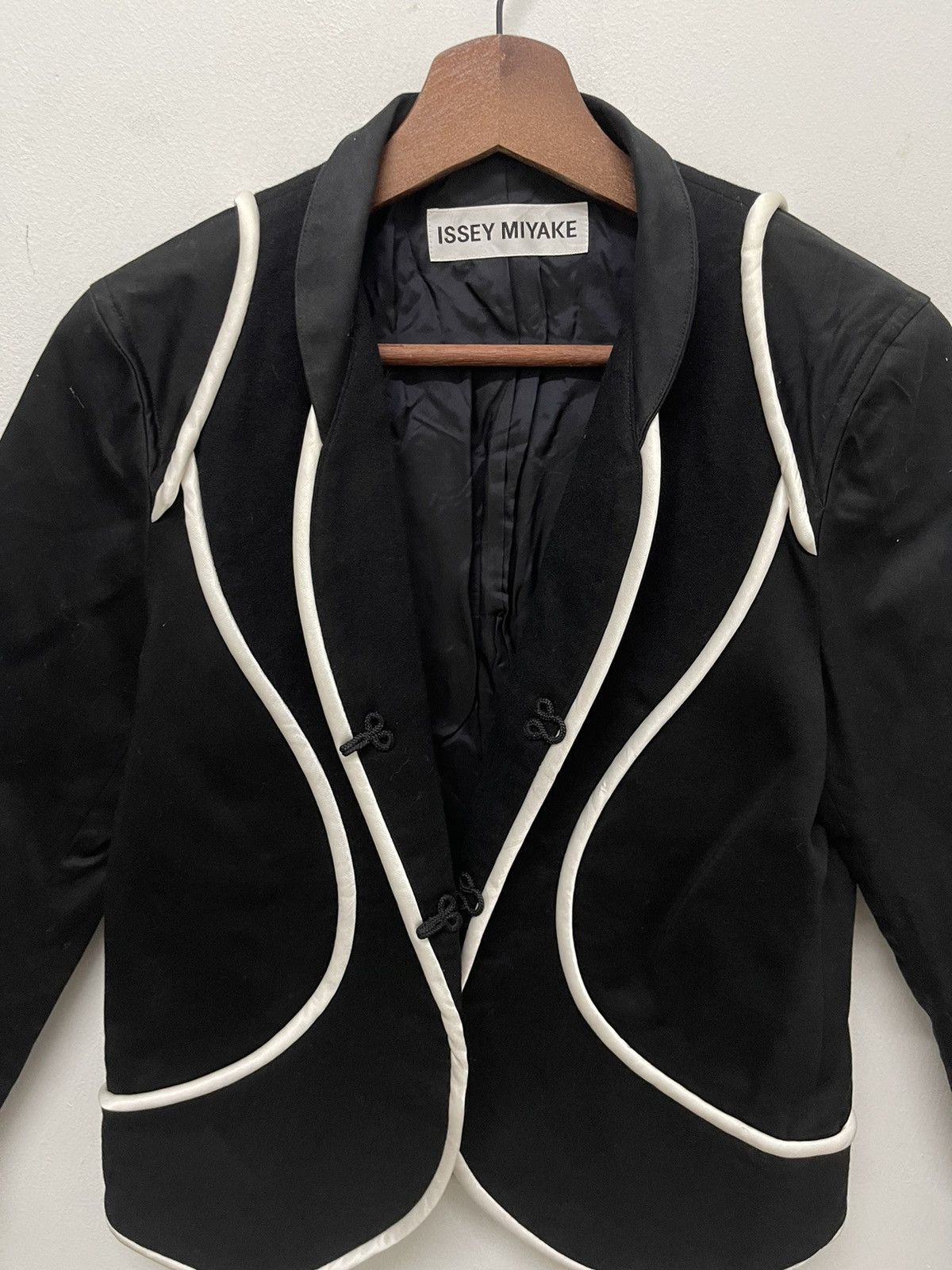 Issey Miyake ARCHIVAL DESIGNER🔥 Vtg Issey Miyake Luxury Tuxedo Design Size US M / EU 48-50 / 2 - 2 Thumbnail
