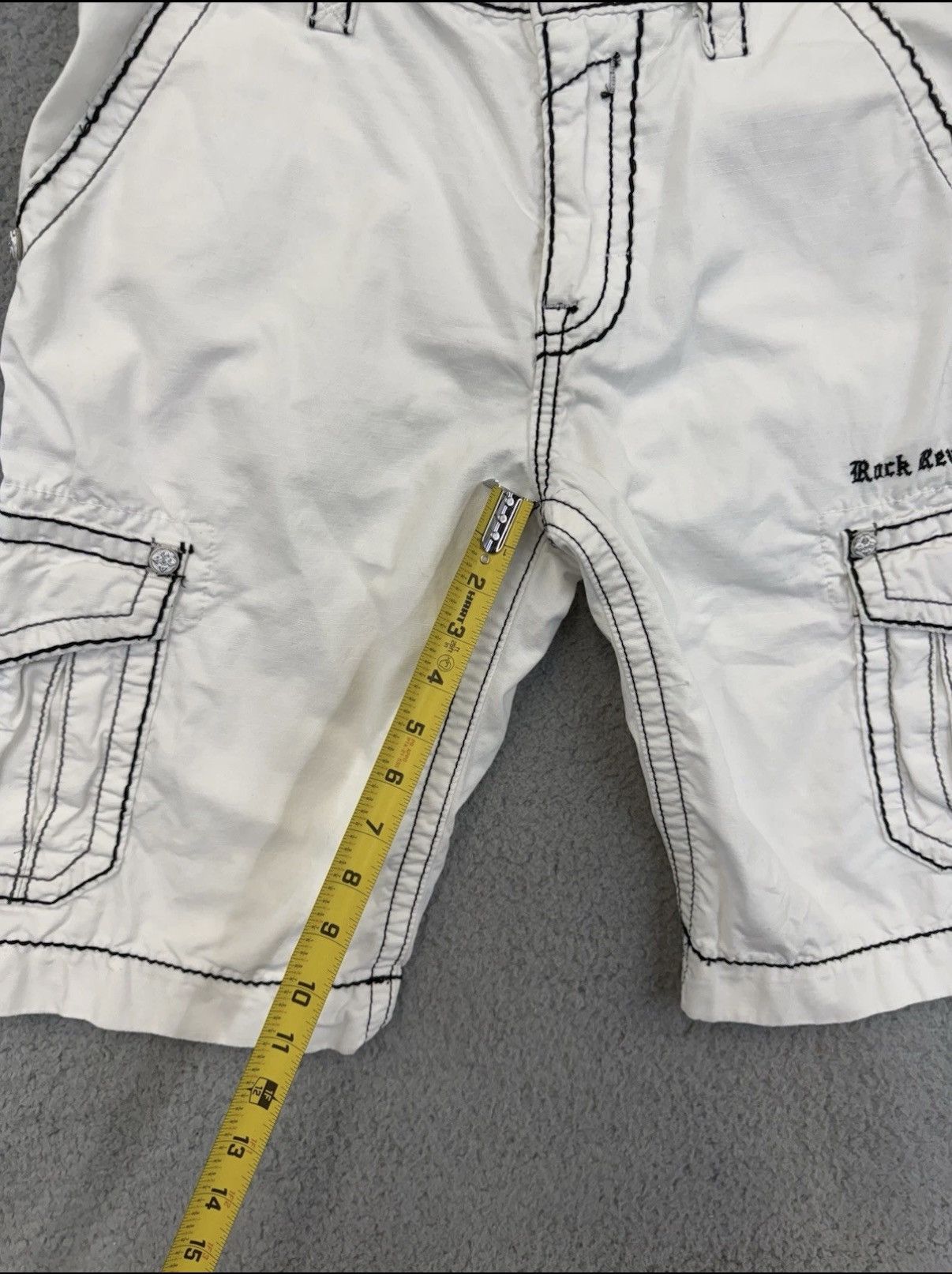 Rock Revival ROCK REVIVAL WHITE CARGO SHORTS Size US 31 - 6 Thumbnail