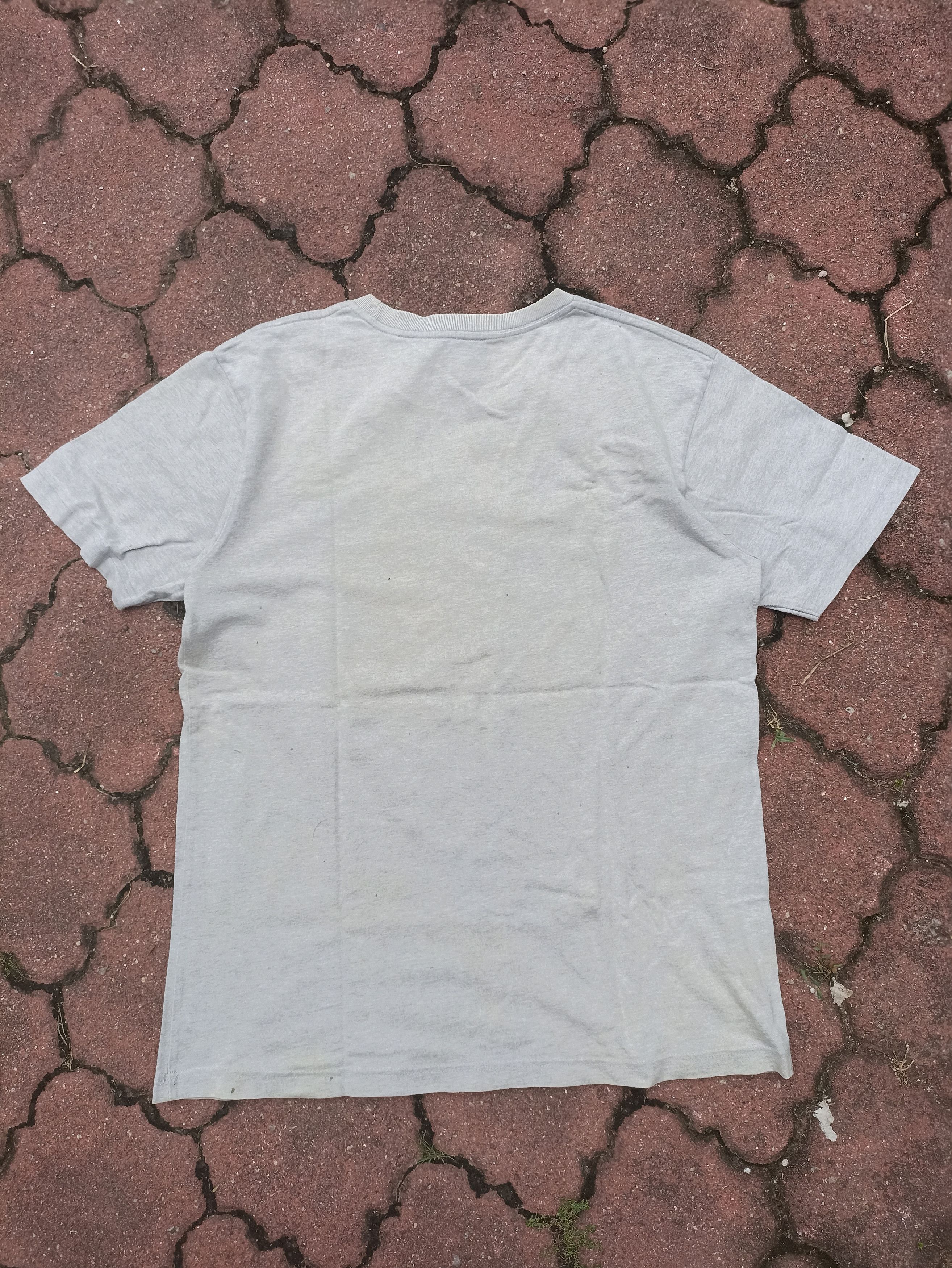 Vintage Von Dutch t shirt spell out tee