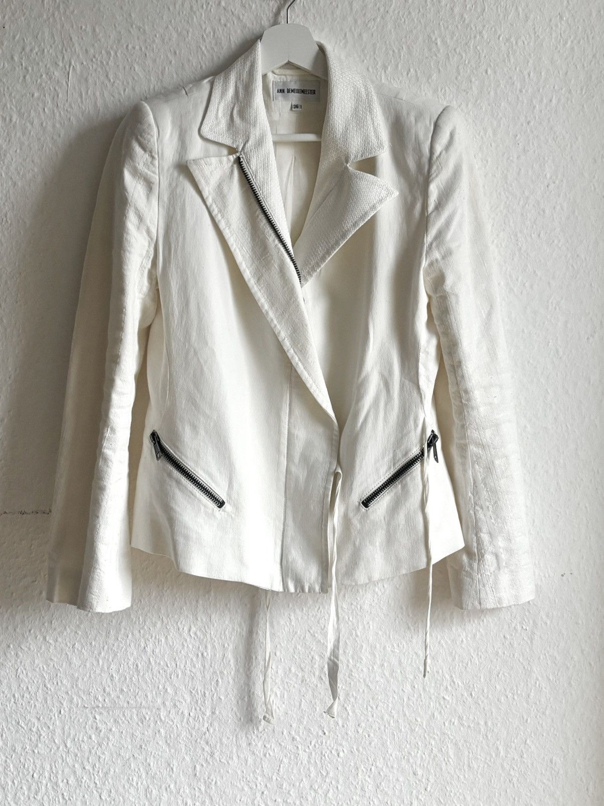 Ann Demeulemeester Ann Demeulemeester early 00s White Blazers Size XS / US 0-2 / IT 36-38 - 1 Thumbnail