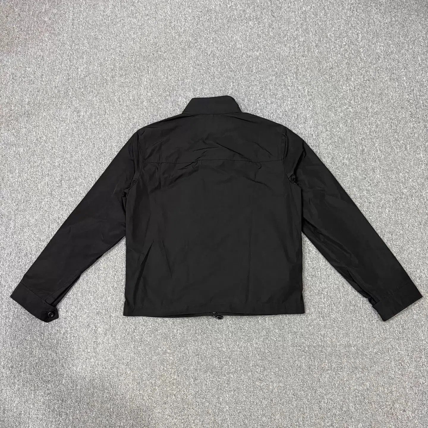Burberry Black Lightweight Zip-Up Jacket Size M. Size US M / EU 48-50 / 2 - 2 Thumbnail