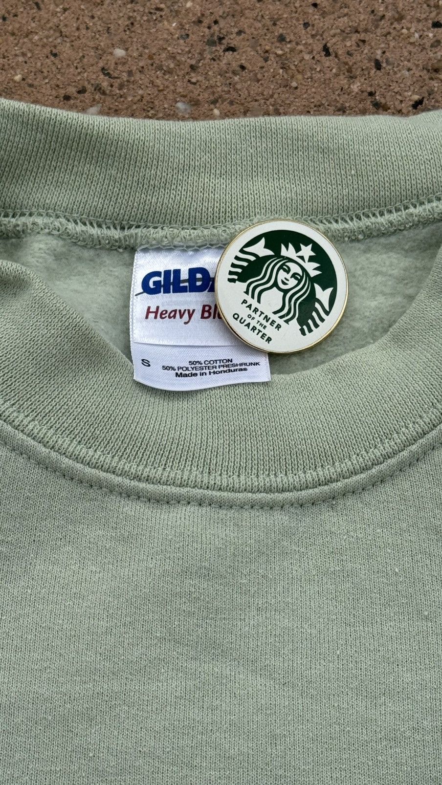Vintage Vintage GILDAN Sweatshirt "HILTON Head Island" Size US S / EU 44-46 / 1 - 2 Thumbnail