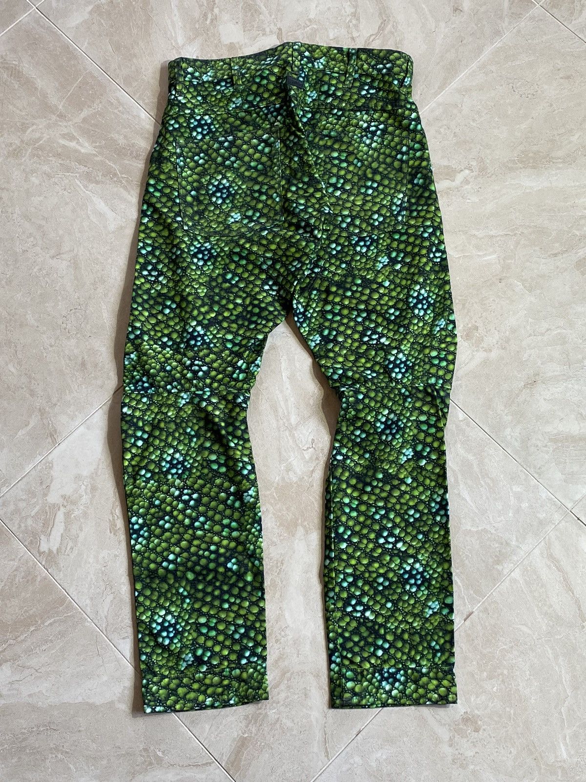 G-Star × Pharrell Pharrell & Gstar elwood 3D 5622 green iguana pants Size US 29 - 2 Thumbnail