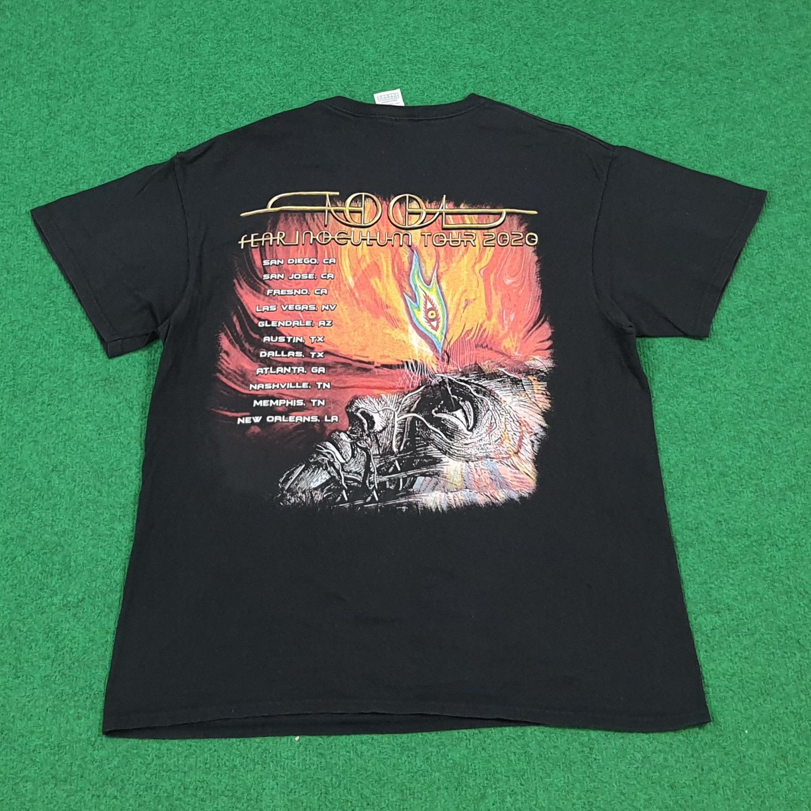 Band Tees Vintage Tool Fear Inoculum Tour 2020 Tshirt C299N62 Size US L / EU 52-54 / 3 - 1 Thumbnail