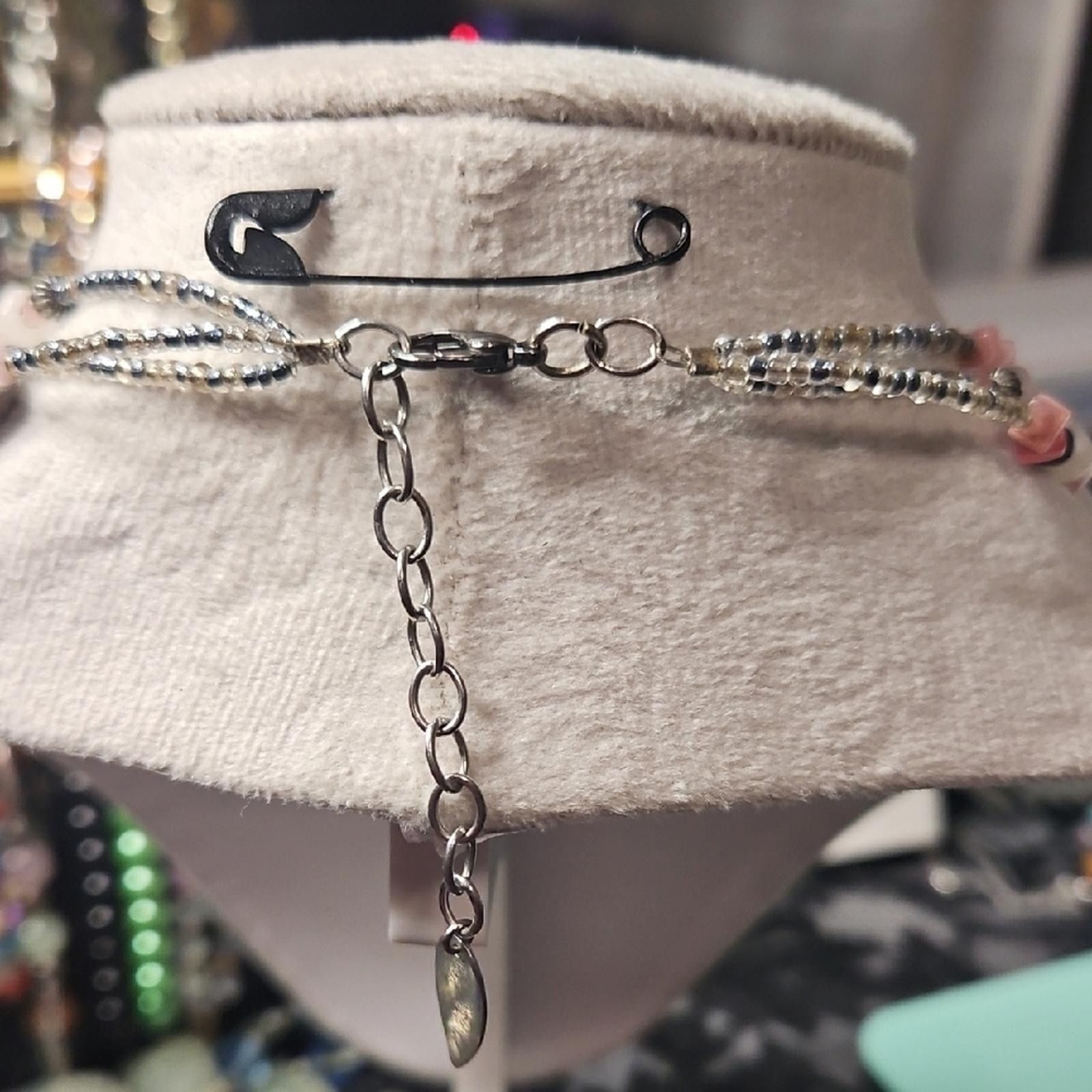 Other Elegant Pink and Silver Beaded Necklace Size ONE SIZE - 3 Thumbnail