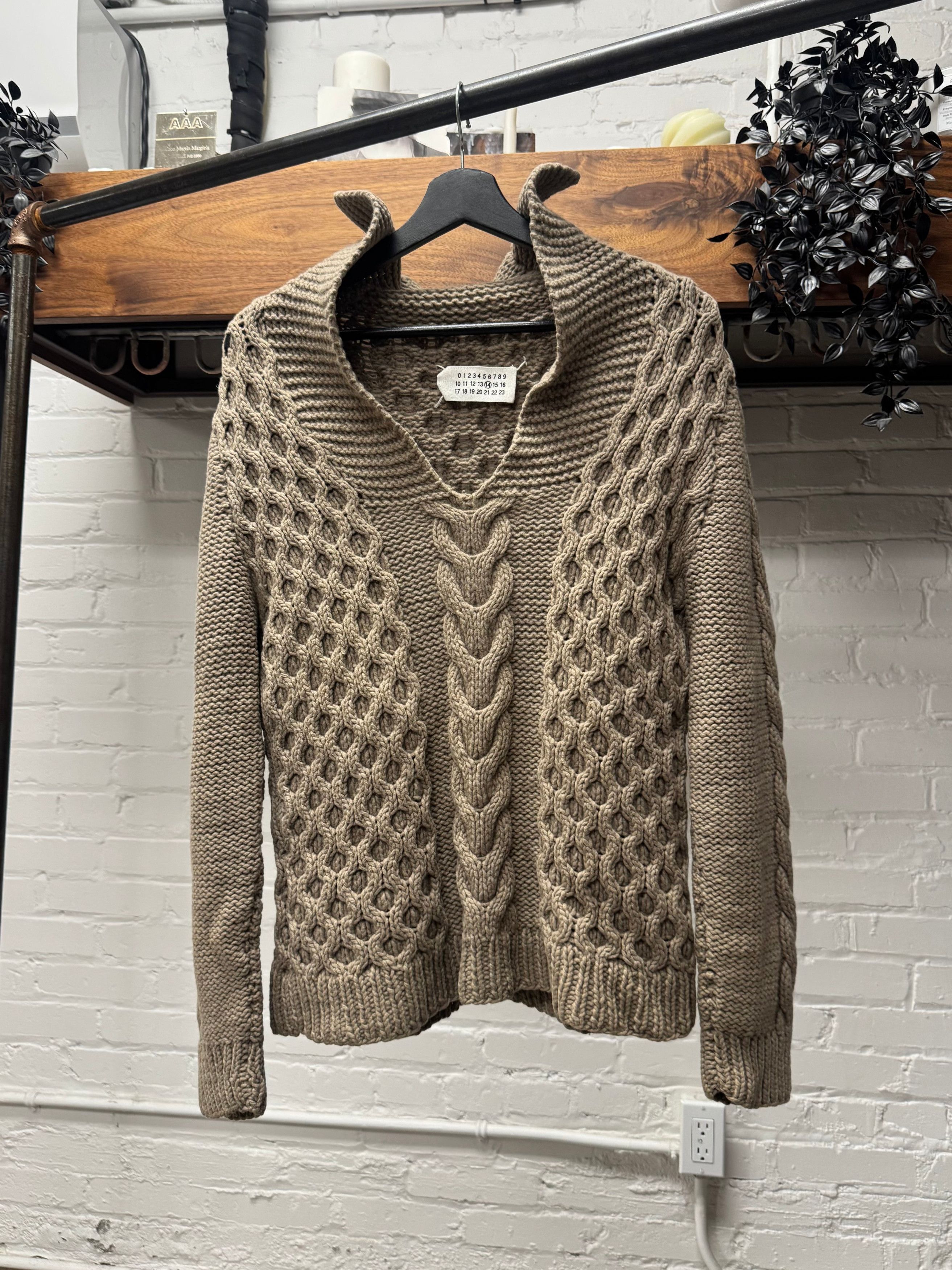 Maison Margiela AW2009 Maison Margiela Thick Cable ‘Aran’ Knit Sweater Size US M / EU 48-50 / 2 - 1 Thumbnail