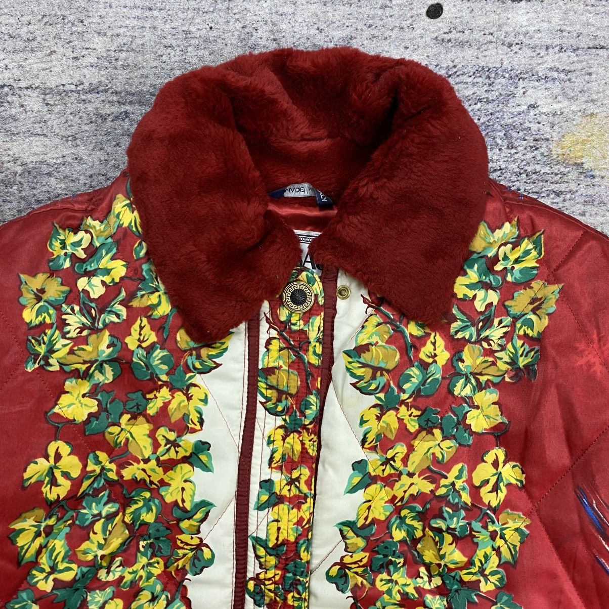 Versace Vintage 90s Versace sport floral ski jacket Size US L / EU 52-54 / 3 - 6 Thumbnail