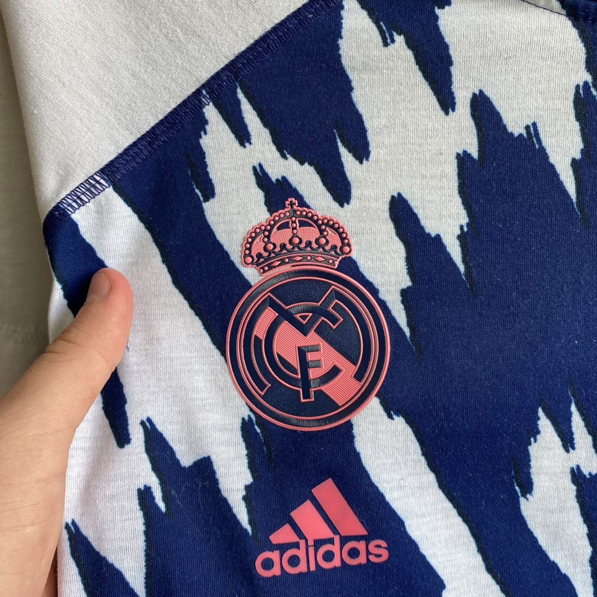 Adidas Mens Adidas Real Madrid 2020 Basketball Team jersey Size US S / EU 44-46 / 1 - 3 Thumbnail