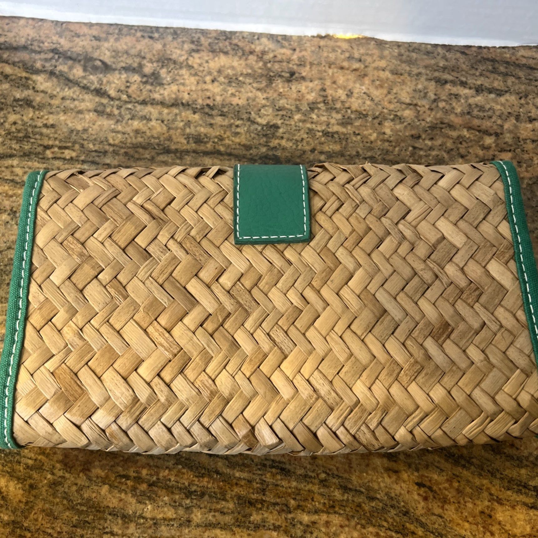 Gap Gap NWT Wicker Straw Purse Clutch Women Small Natural Taupe Beach Classic Lined Inner Pockets Size ONE SIZE - 3 Thumbnail