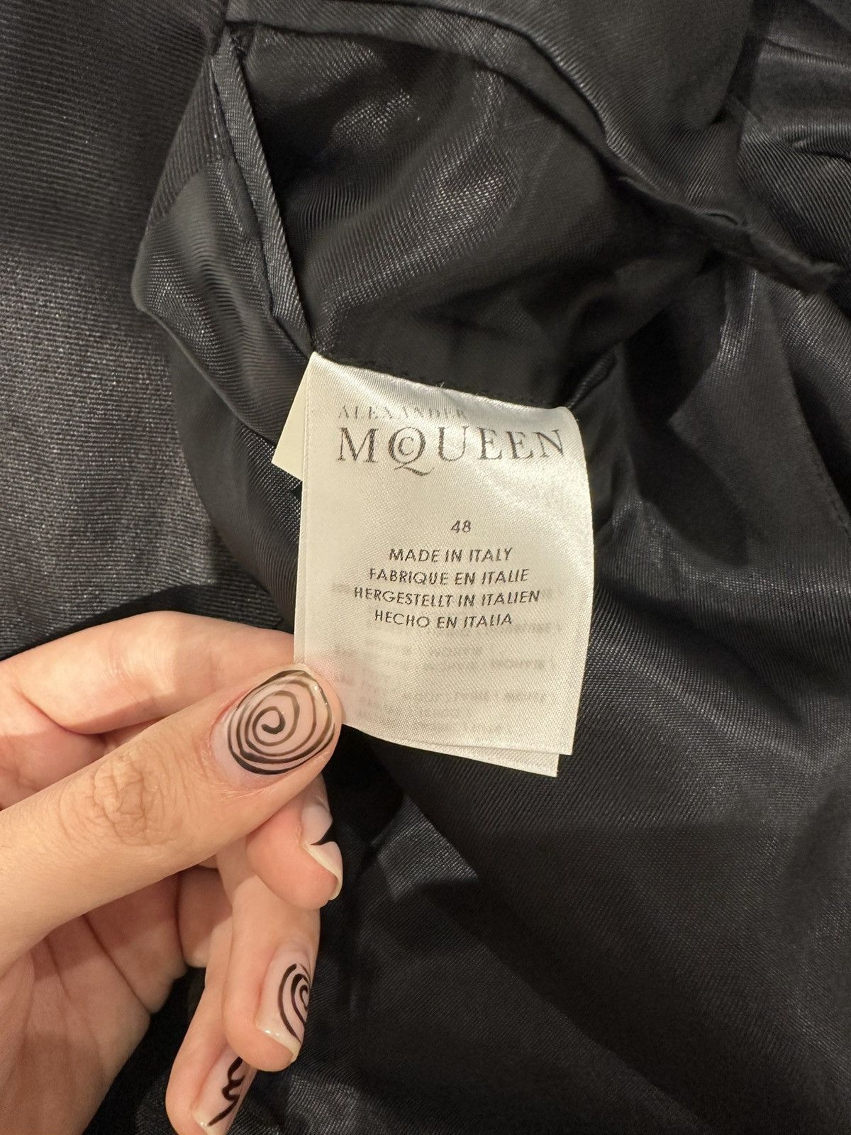 Alexander McQueen 3000$ retail Alexander Mcqueen Tuxedo jacket Size 48R - 6 Thumbnail