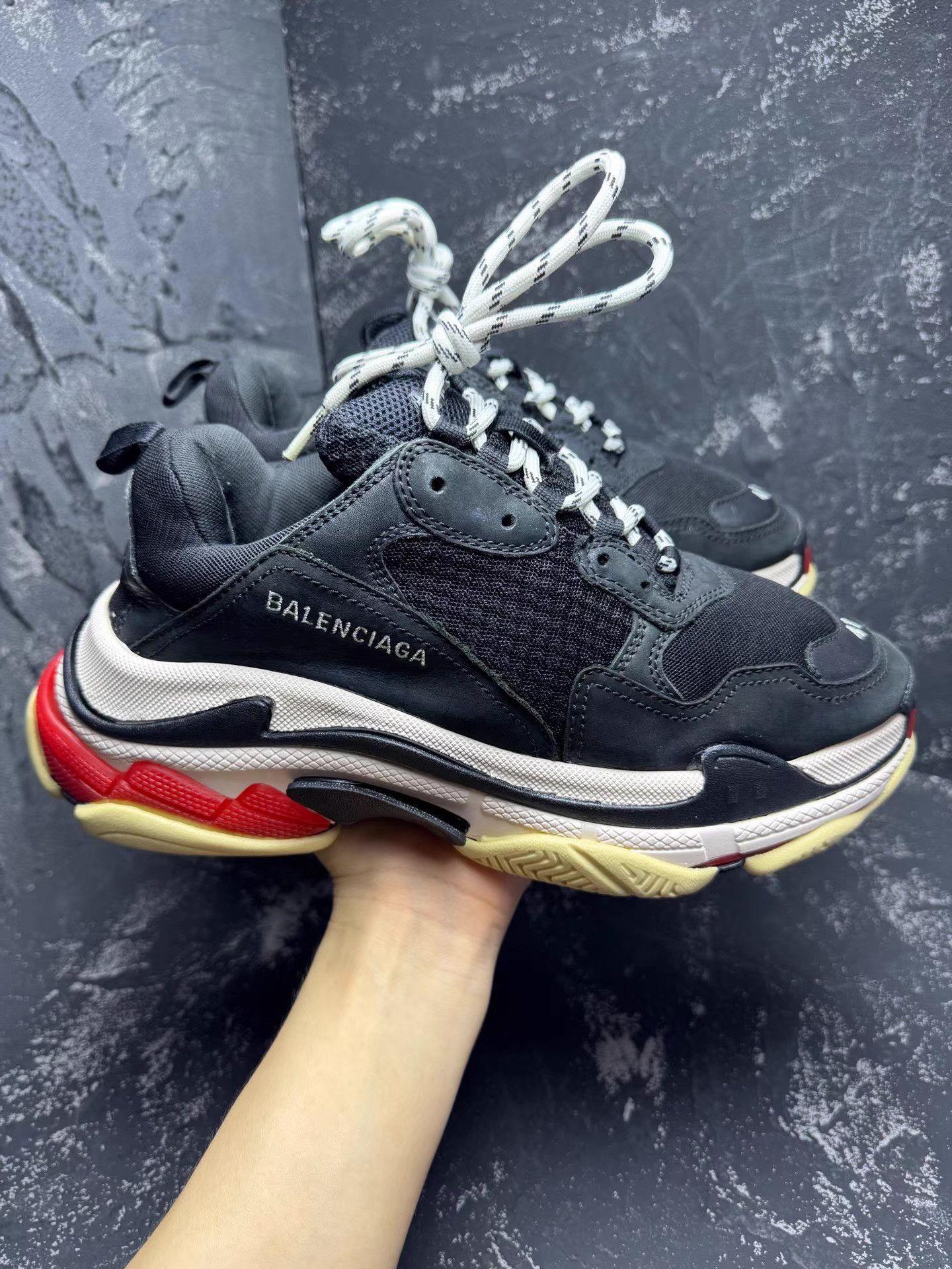 Balenciaga Balenciaga Triple S Black & Red Vintage Distressed Q10 Size US 8 / EU 41 - 3 Thumbnail