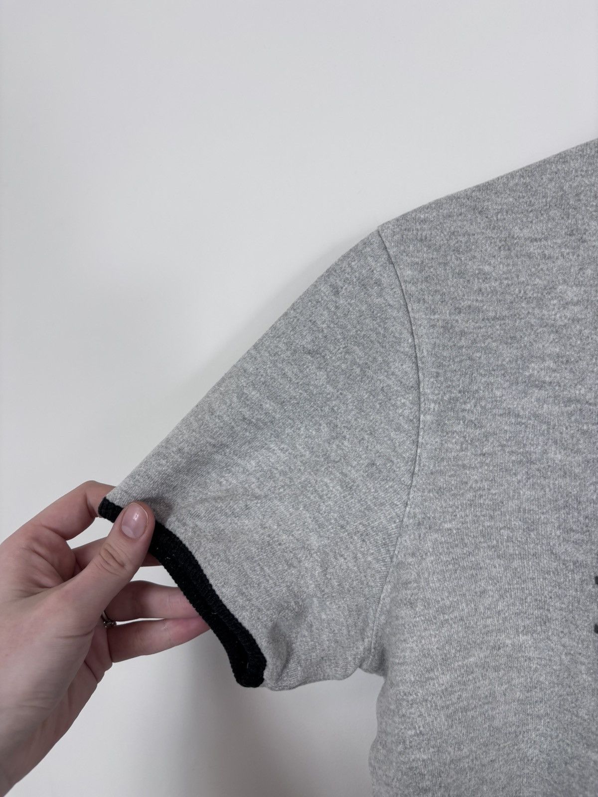 Iceberg Vintage Iceberg Jeans Women’s Big Logo Grey T-Shirt Tee Size L / US 10 / IT 46 - 9 Thumbnail