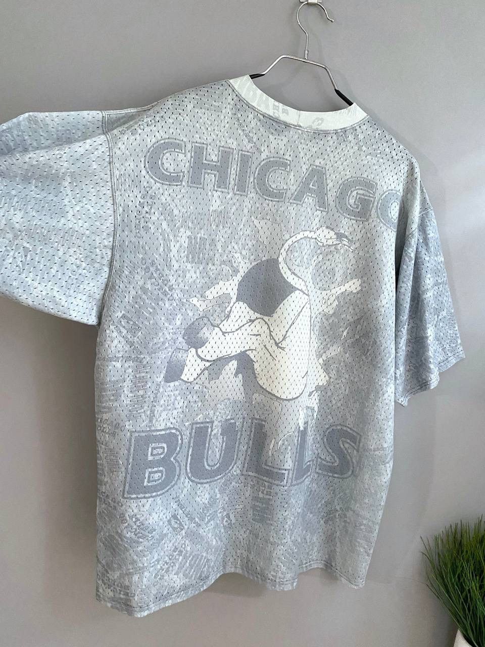 NBA Vintage NBA 90s Chicago Bulls Merch T-Shirt, Size L Size US L / EU 52-54 / 3 - 10 Thumbnail