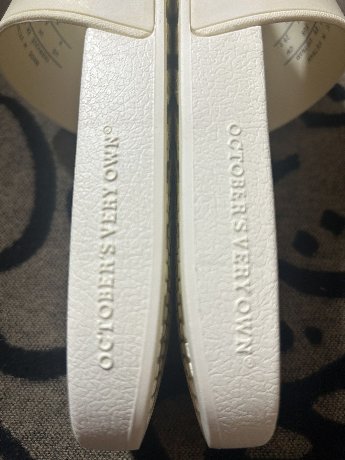 Drake 2021 Octobers Very Own Og Owl Cream Slide Size US 9 / EU 42 - 6 Thumbnail