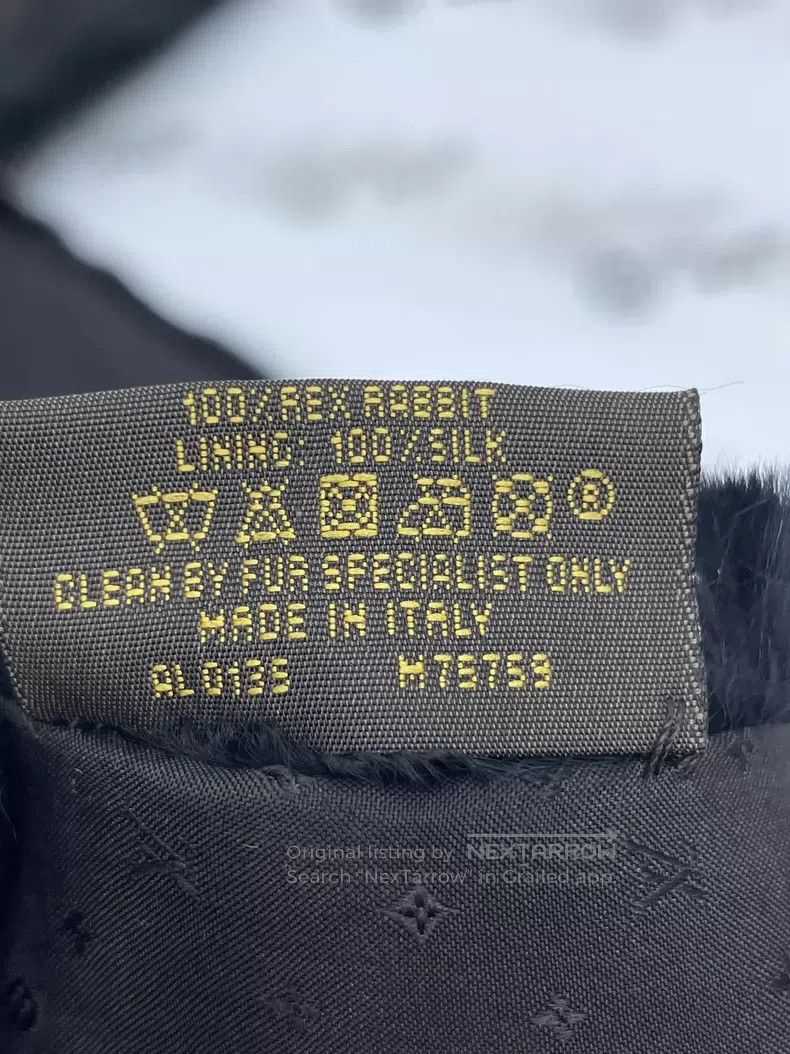Louis Vuitton Black and pink jacquard logo fur scarf