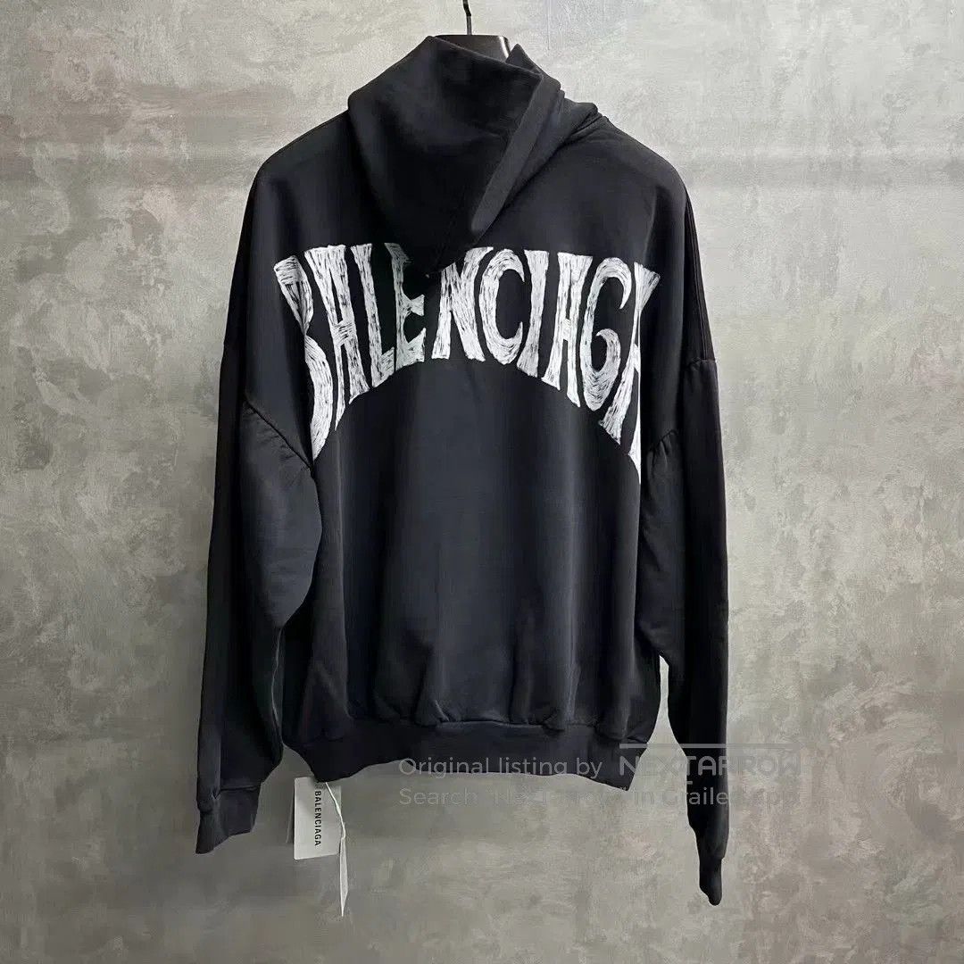 Balenciaga balenciaga black printed hoodie long sleeves. Size US M / EU 48-50 / 2 - 2 Thumbnail