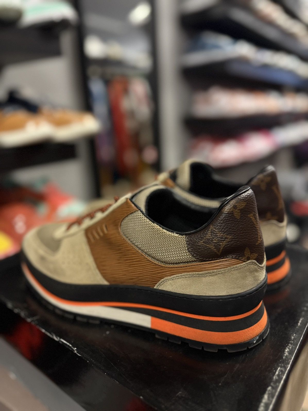 Louis Vuitton Louis Vuitton Harlem Sneakers Size 9LV/10US Clean Size US 10 / EU 43 - 4 Thumbnail