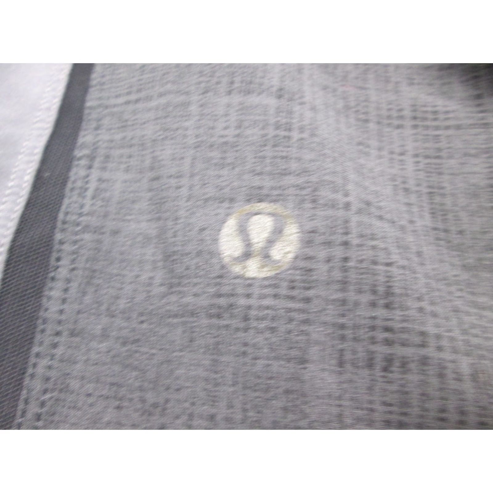 Lululemon Lululemon Mens Size L Athletic Shorts Gray Elastic Waist Pockets Pull On Logo Size US 33 - 5 Thumbnail