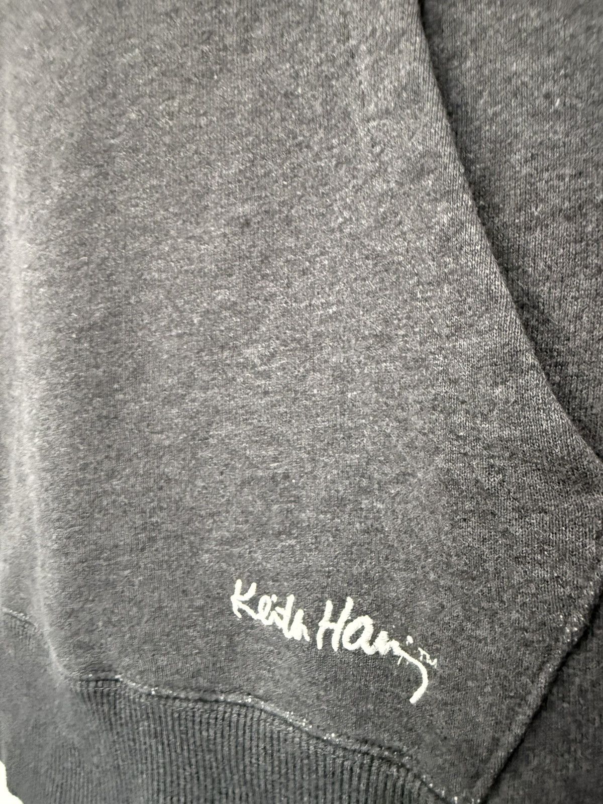 Japanese Brand 🔥 Uniqlo Japan Keith Haring NYC Sunfaded Sweat Hoodie - M Size US M / EU 48-50 / 2 - 4 Thumbnail