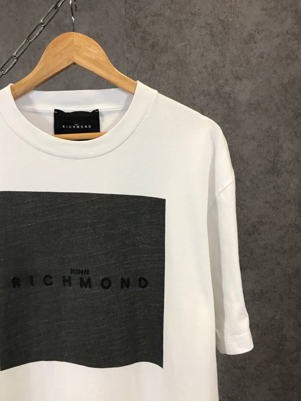 John Richmond John Richmond art designer tee Size US L / EU 52-54 / 3 - 2 Thumbnail