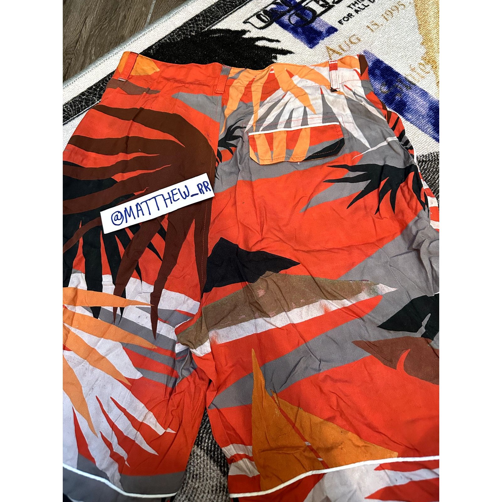Palm Angels Palm Angels Hawaii graphic-print cargo shorts Size US 30 / EU 46 - 11 Thumbnail
