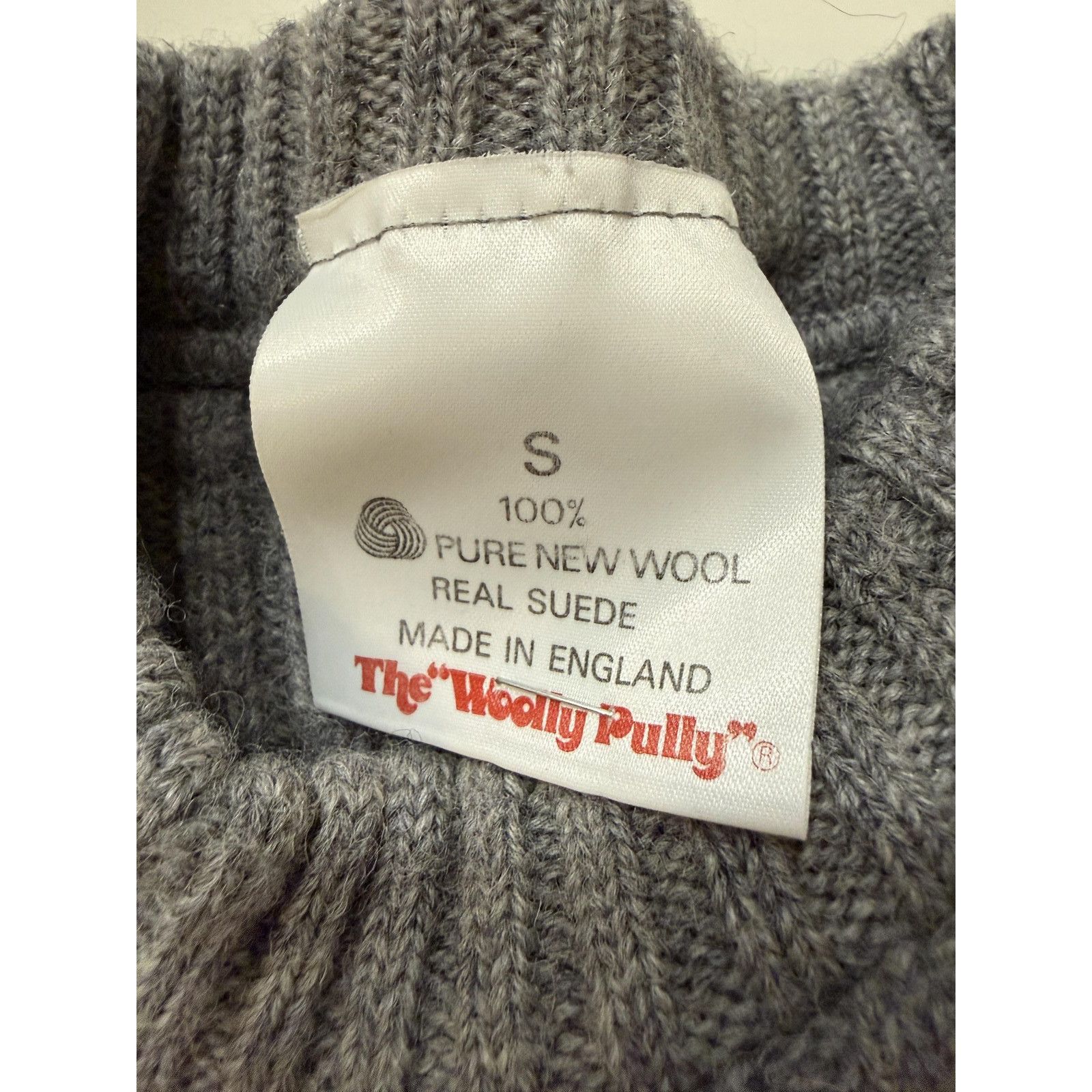 & Other Stories Vintage 100% Wool Sweater Mens SM Gray Suede Patches England Size US S / EU 44-46 / 1 - 5 Thumbnail
