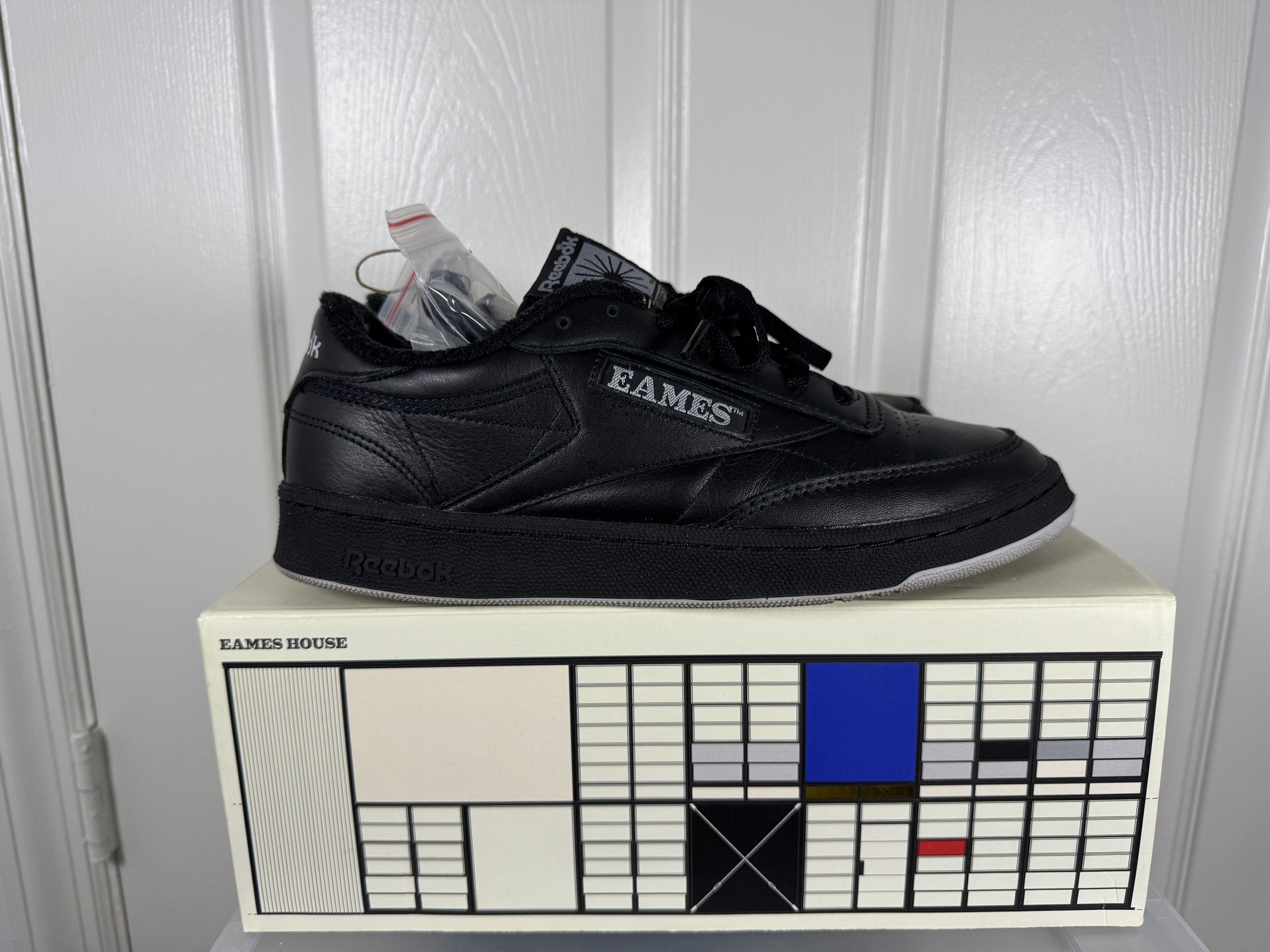 Reebok EAMES Club C Black 9.5 Size US 9.5 / EU 42-43 - 4 Thumbnail