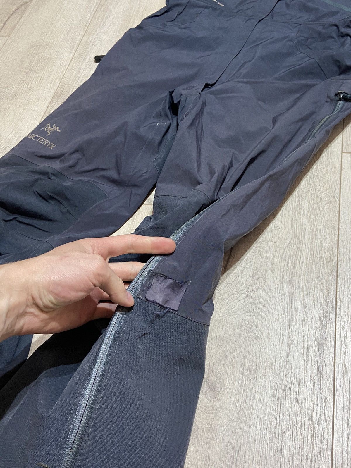 Arc'teryx Arc'teryx Gore-Tex Vintage Zip Hiking Pants Rare 2000 S Size 30" / US 8 / IT 44 - 15 Thumbnail