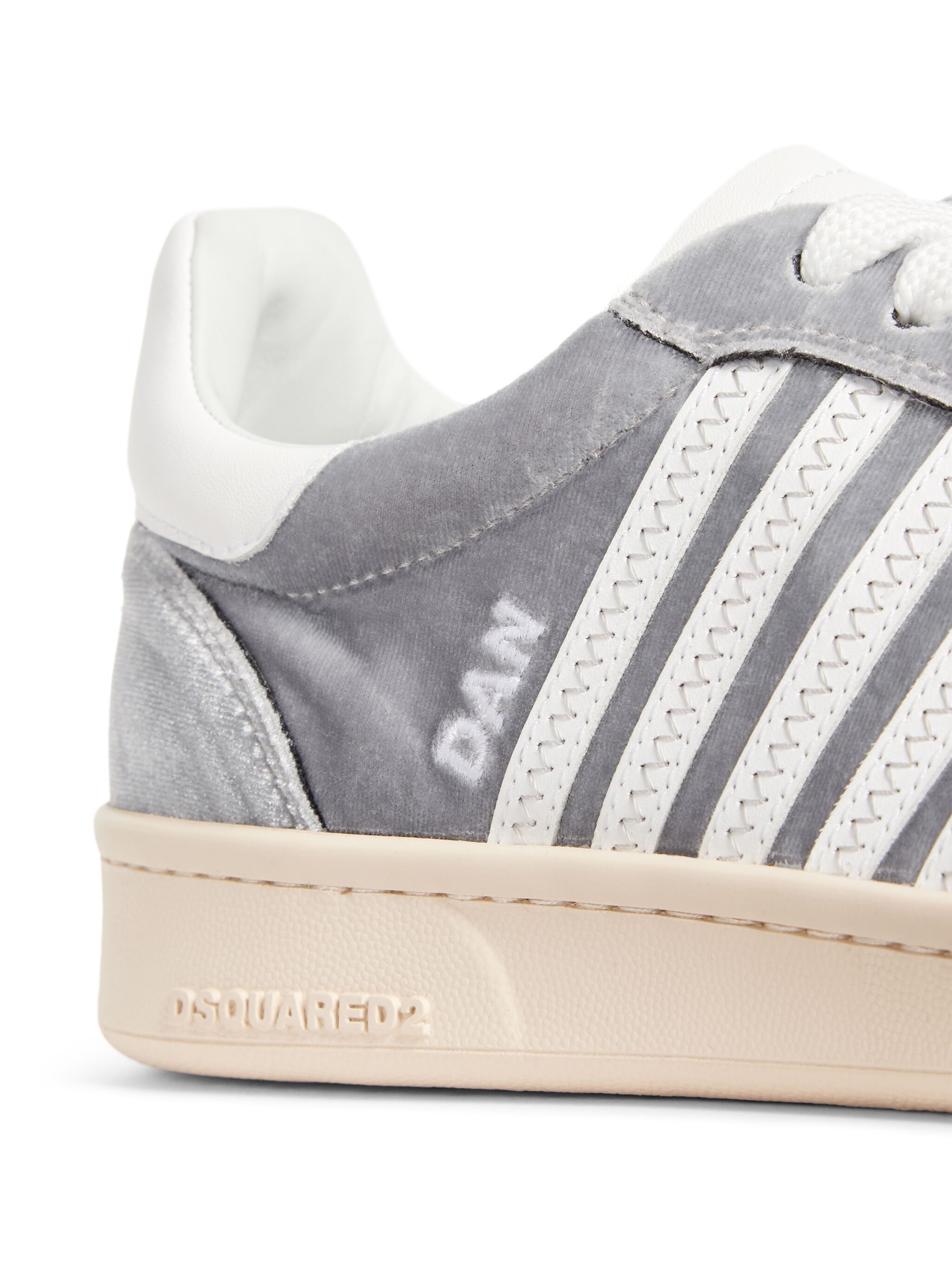 Dsquared2 o1s22i1n1124 Box Sneakers in Grey & White Size US 7 / EU 40 - 4 Thumbnail