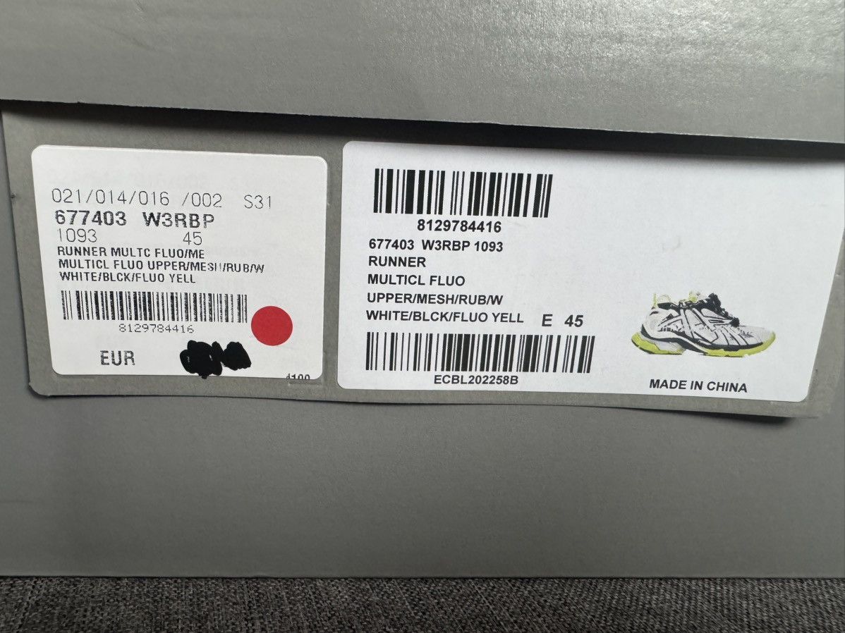 Balenciaga Balenciaga Runner White Neon Size US 12 / EU 45 - 9 Thumbnail