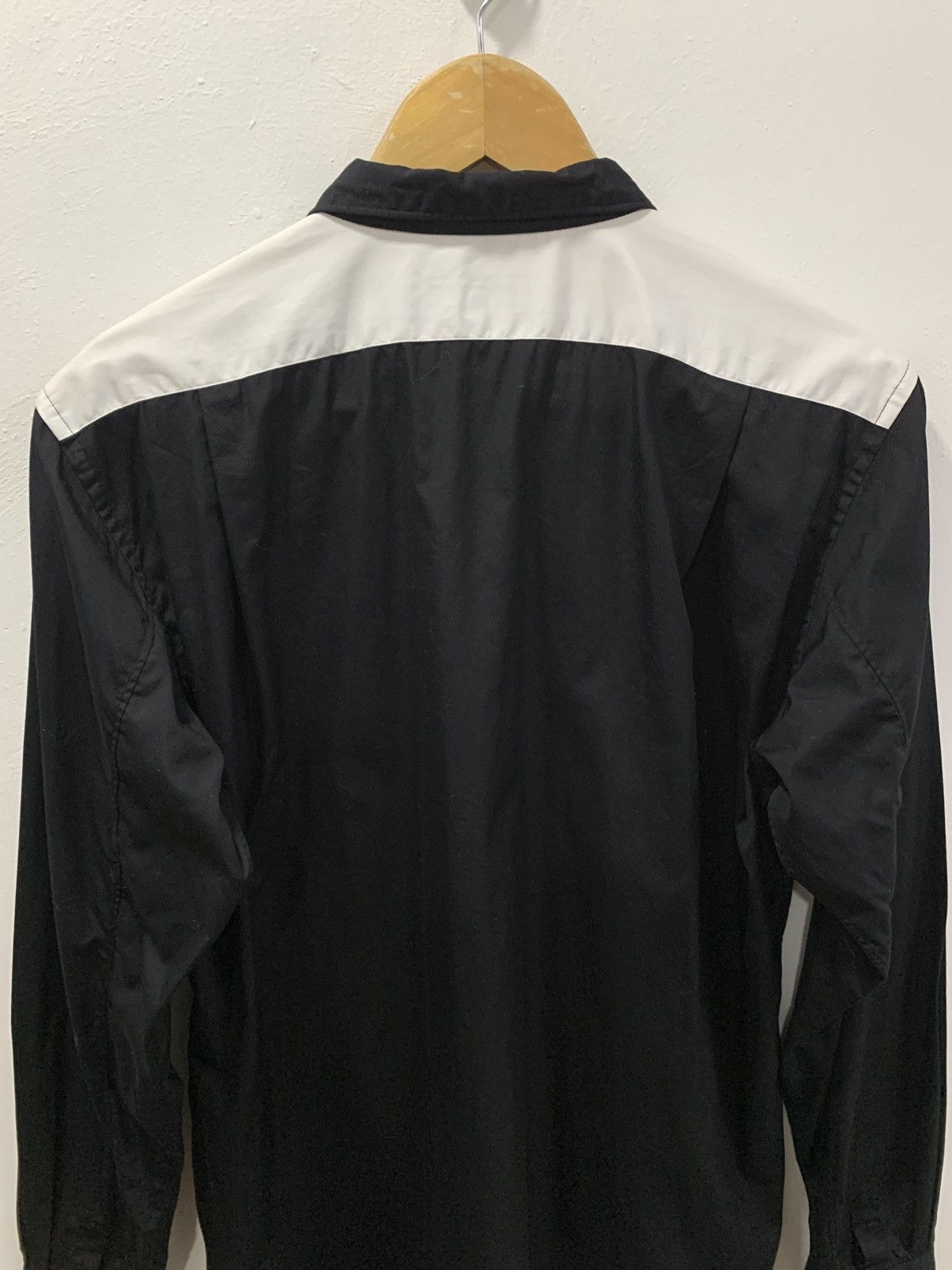Comme des Garcons Homme Plus COMME des GARÇONS HOMME PLUS AD2011 TWO-TONE BUTTON-UP SHIRT Size US S / EU 44-46 / 1 - 6 Thumbnail