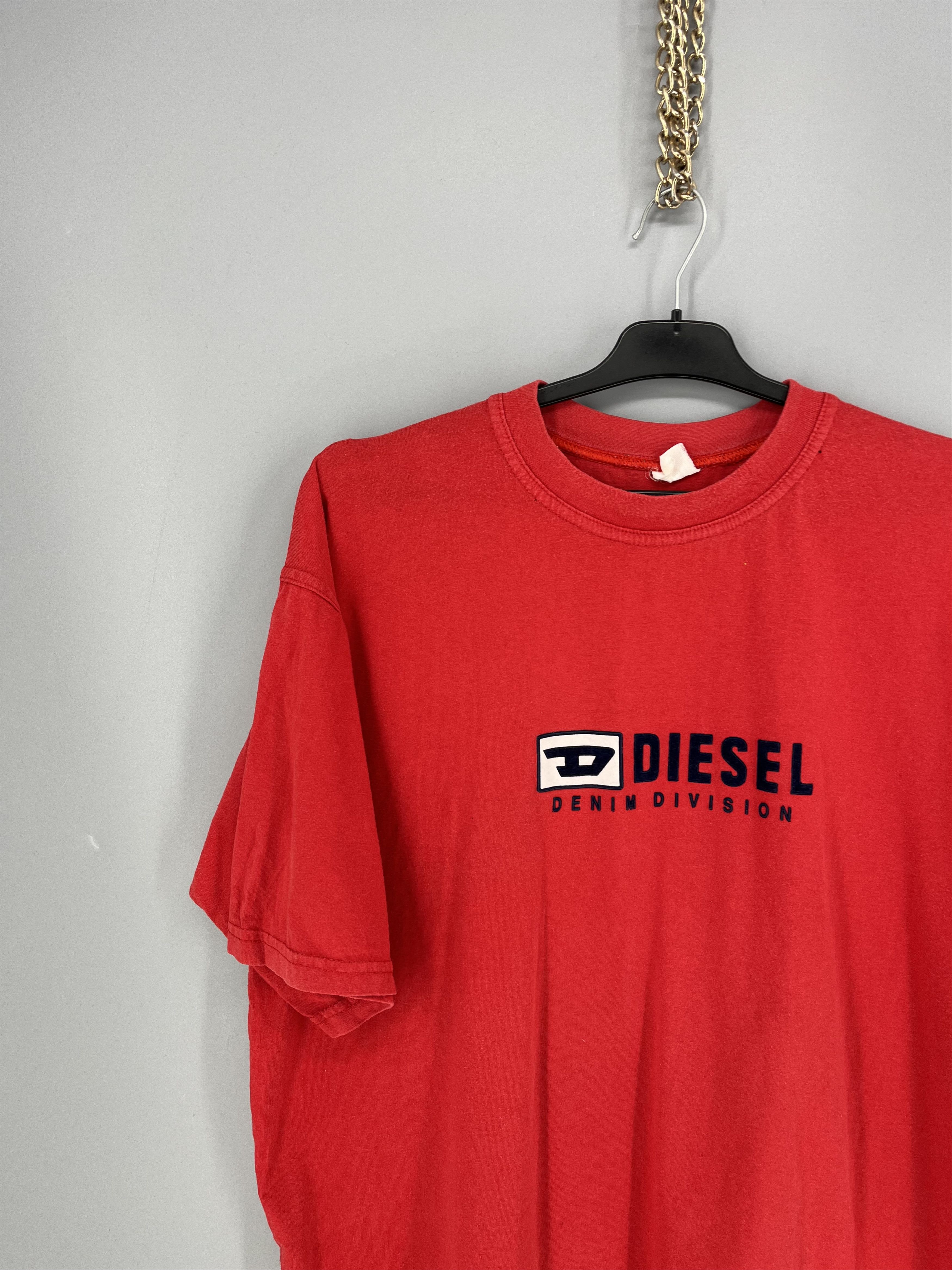 Diesel Vintage 90’s Japan Big Logo Faded Y2K Red T-Shirt Size US M / EU 48-50 / 2 - 4 Thumbnail