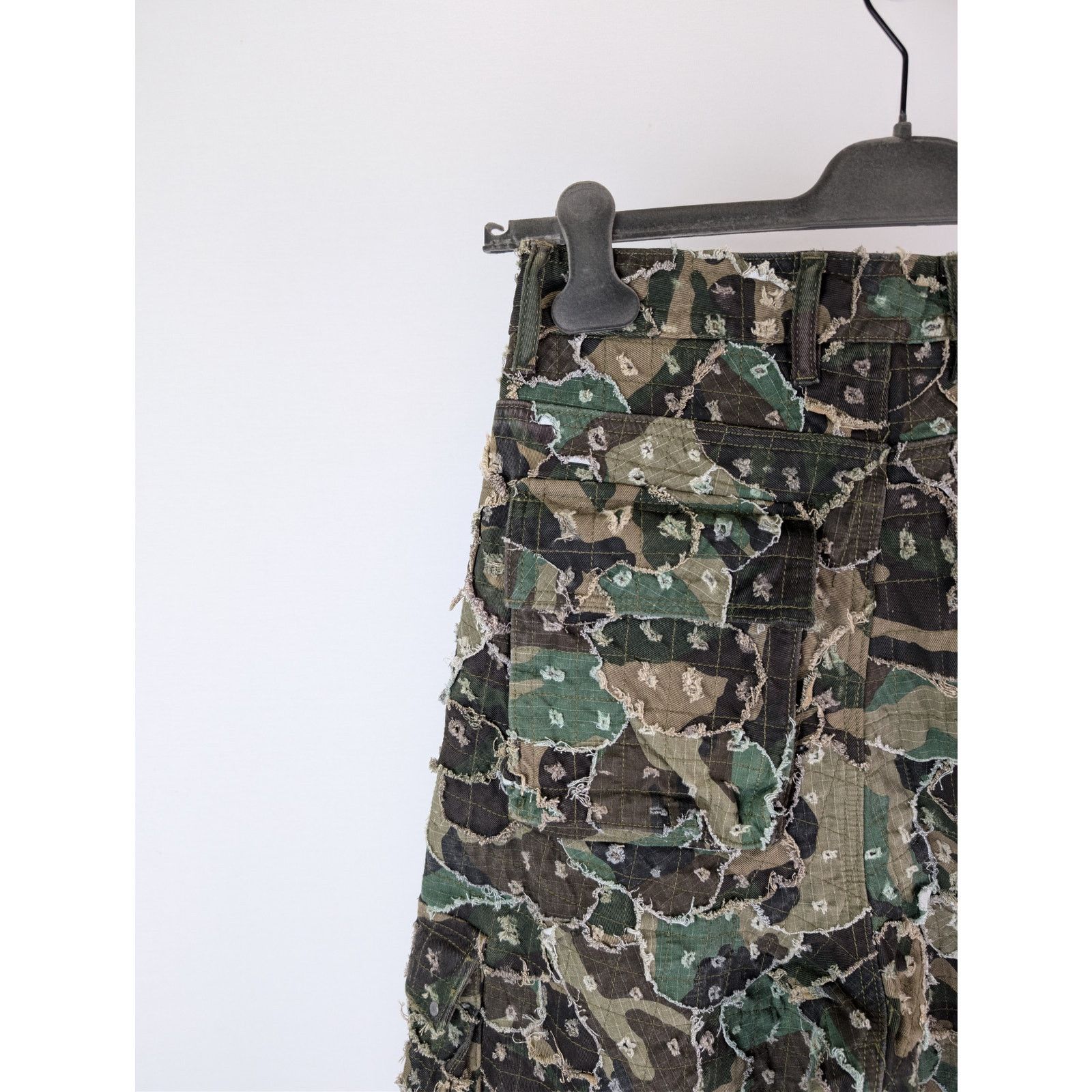 Who Decides War o1rshd1 Micro Distressed Cargo Pants in Olive Size US 30 / EU 46 - 15 Thumbnail