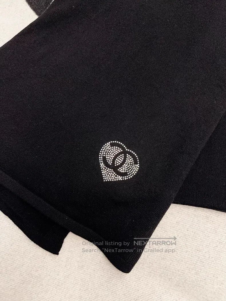 Chanel Chanel 25c new black cashmere scarf Size ONE SIZE - 3 Thumbnail
